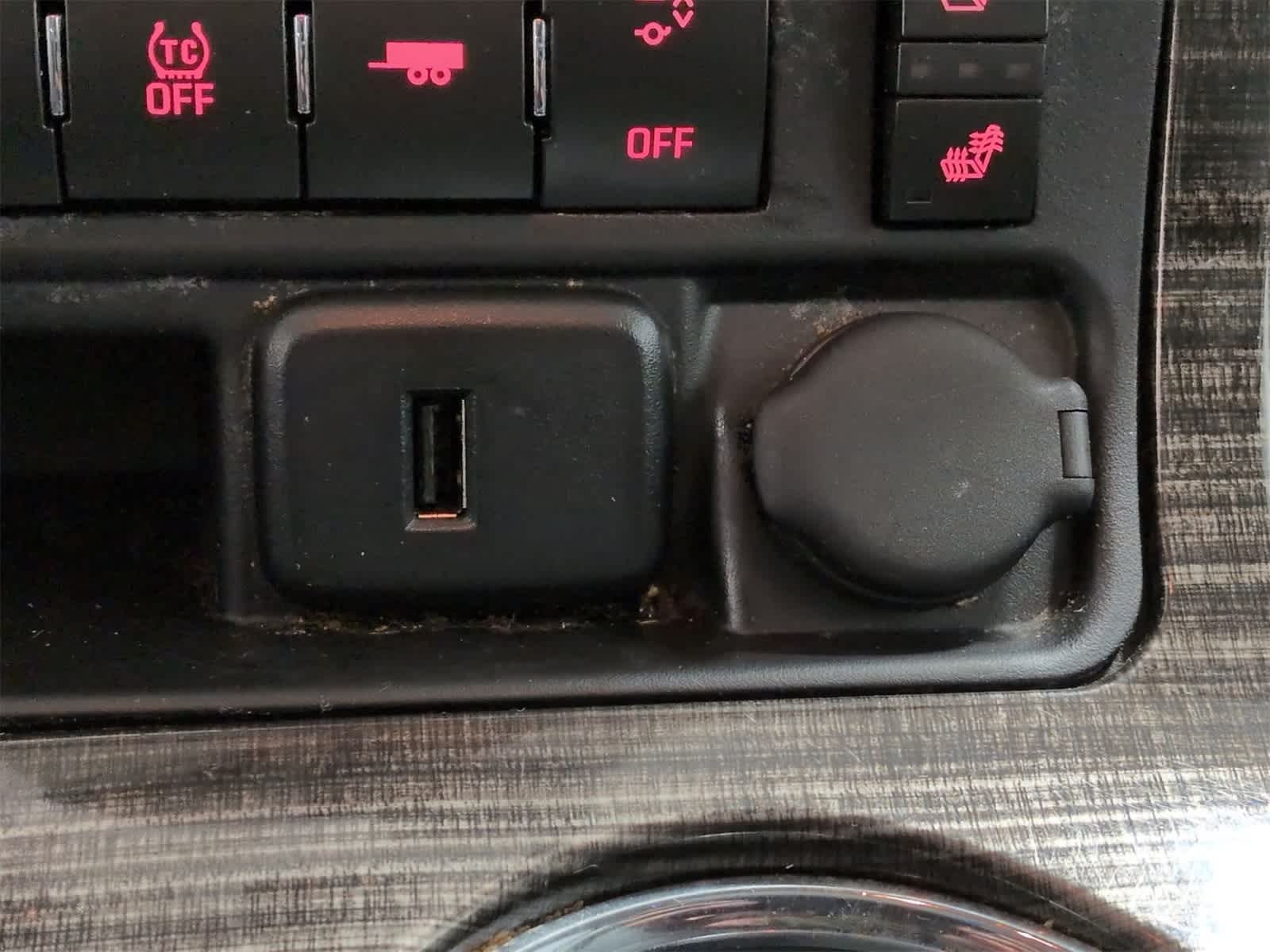 Thumbnail: 2017 GMC Acadia - 34