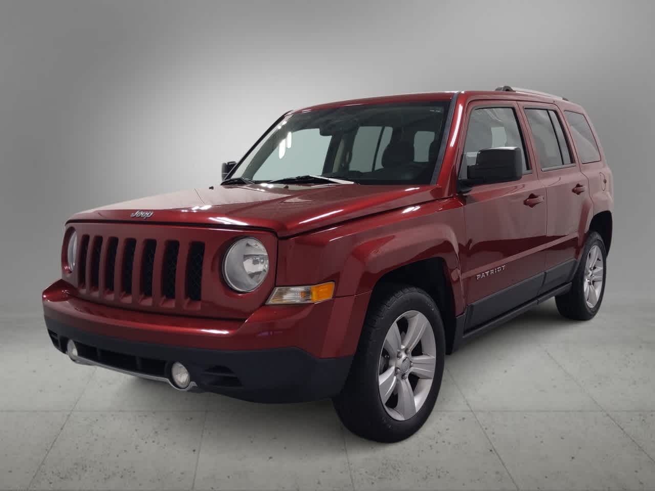 Thumbnail: 2014 Jeep Patriot - 4