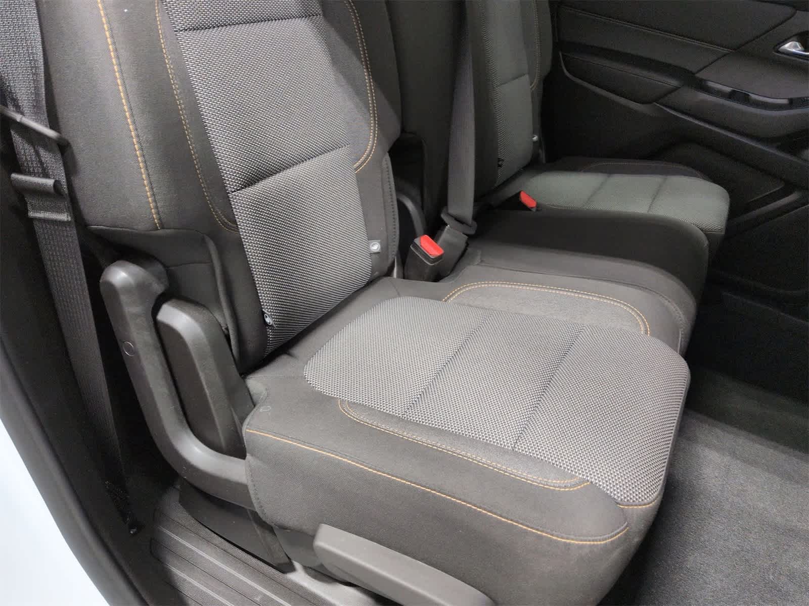 Thumbnail: 2019 Chevrolet Traverse - 24