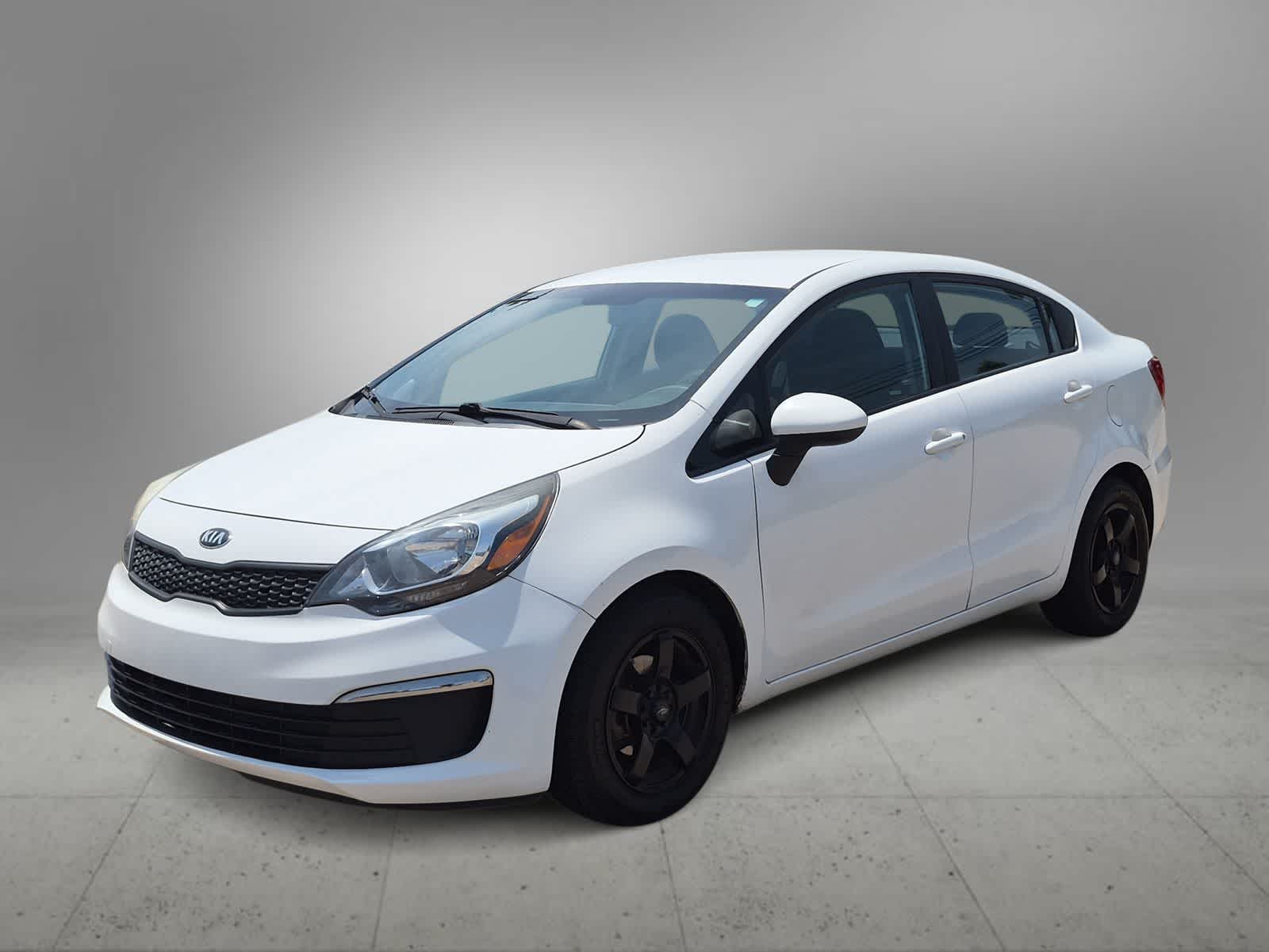 Thumbnail: 2016 Kia Rio - 4