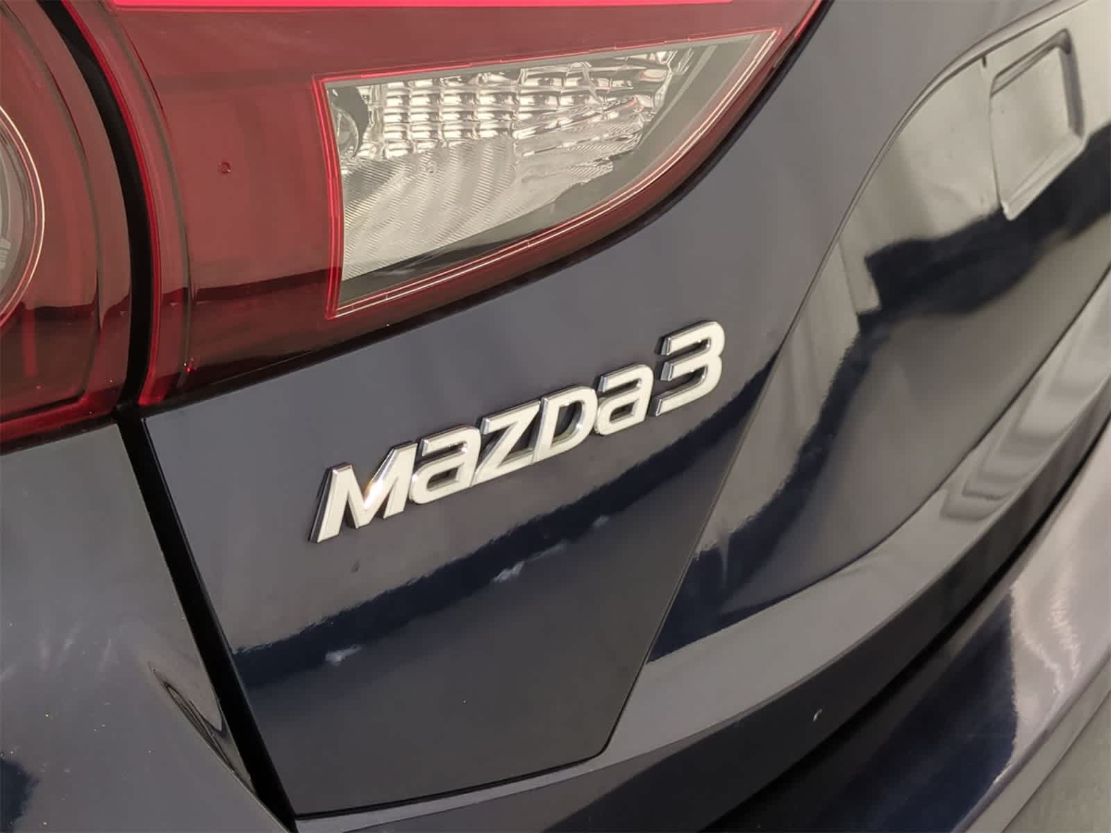 Thumbnail: 2018 Mazda Mazda3 - 13