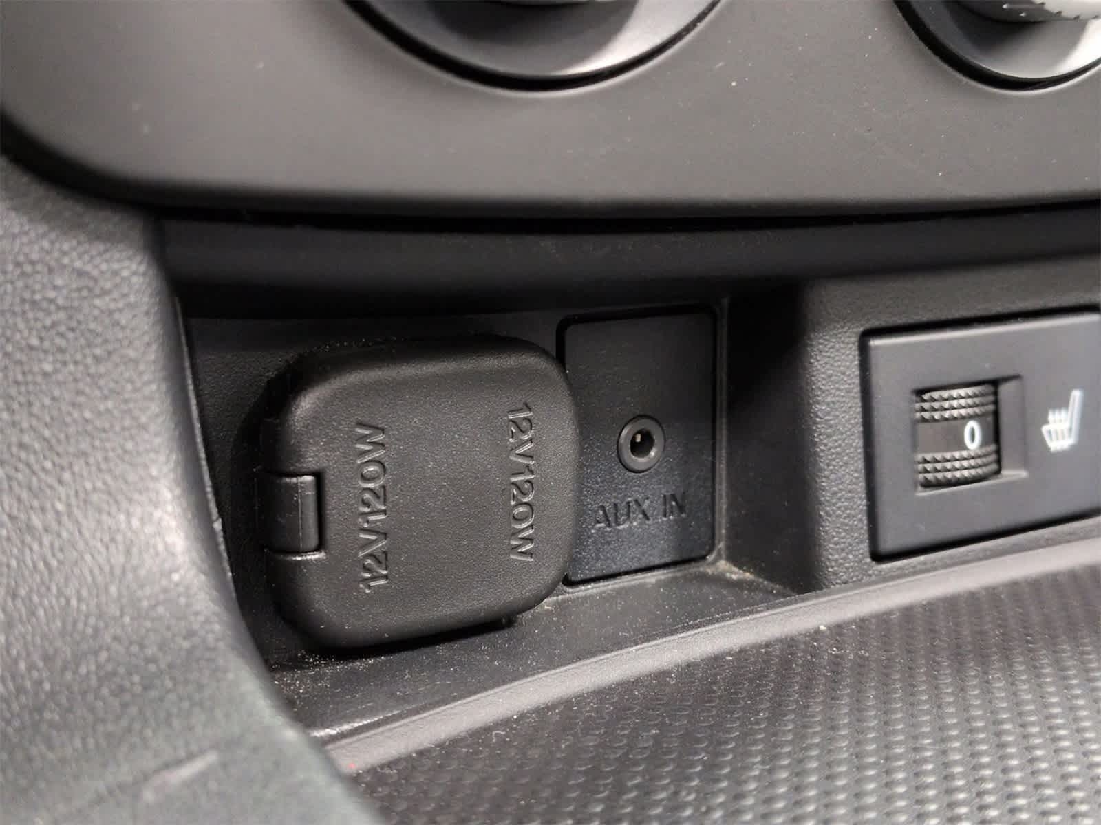 Thumbnail: 2013 Mazda MX-5 Miata - 29