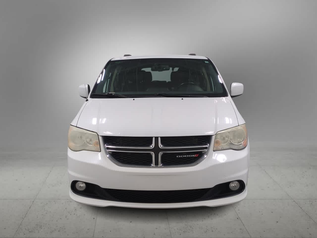 Thumbnail: 2014 Dodge Grand Caravan - 3