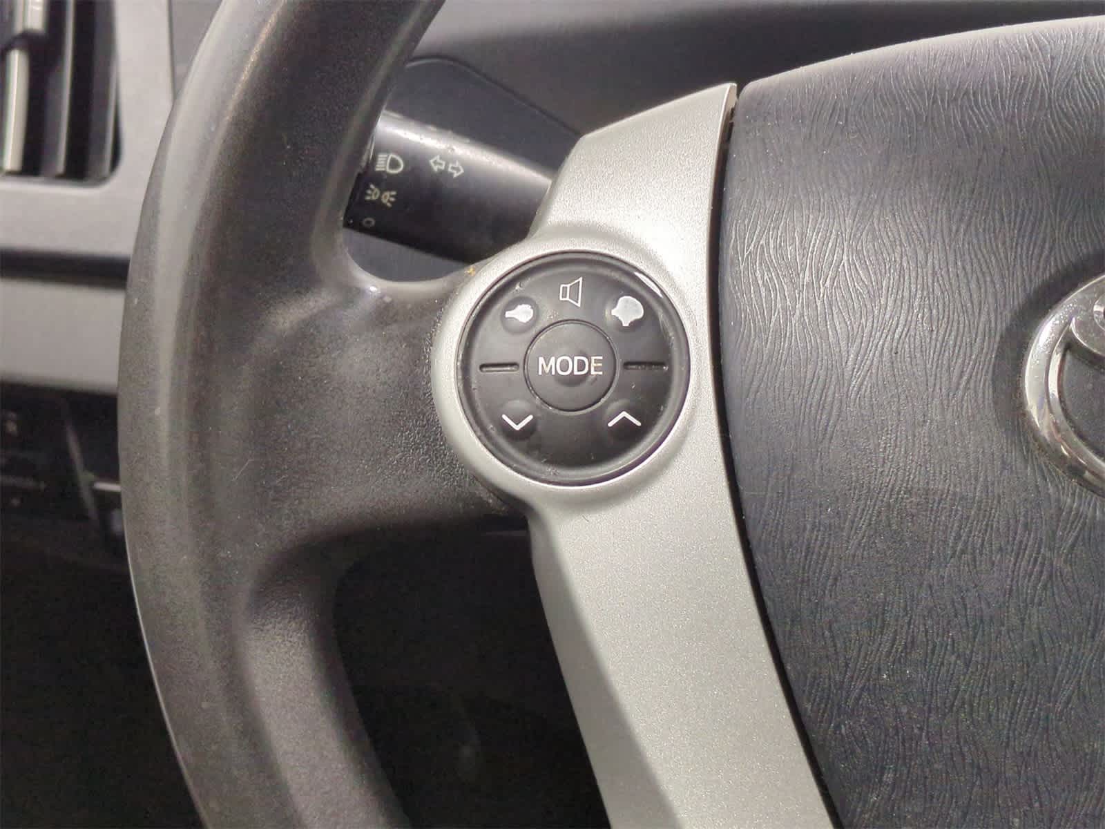 Thumbnail: 2010 Toyota Prius - 24
