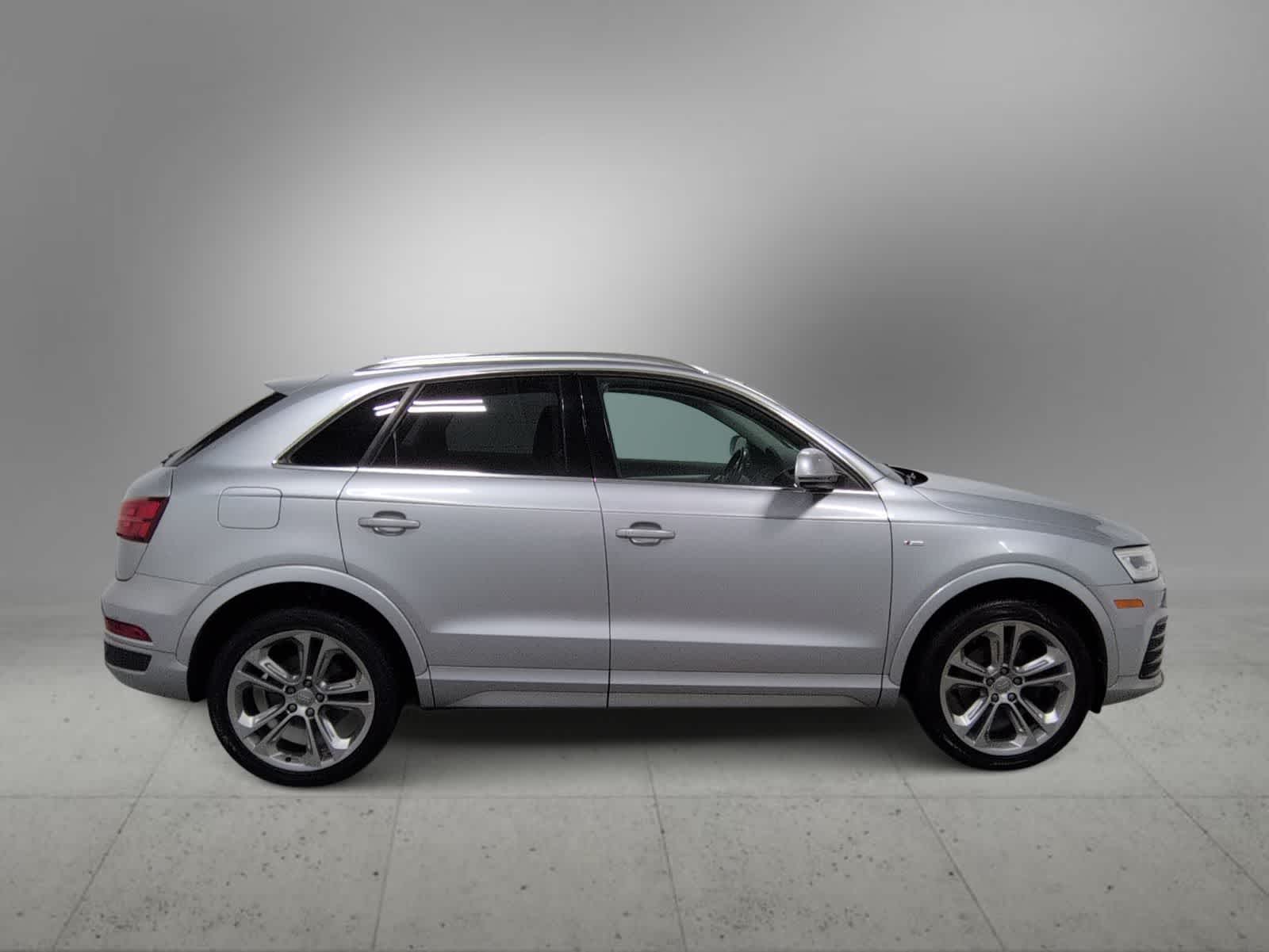 Thumbnail: 2016 Audi Q3 - 15
