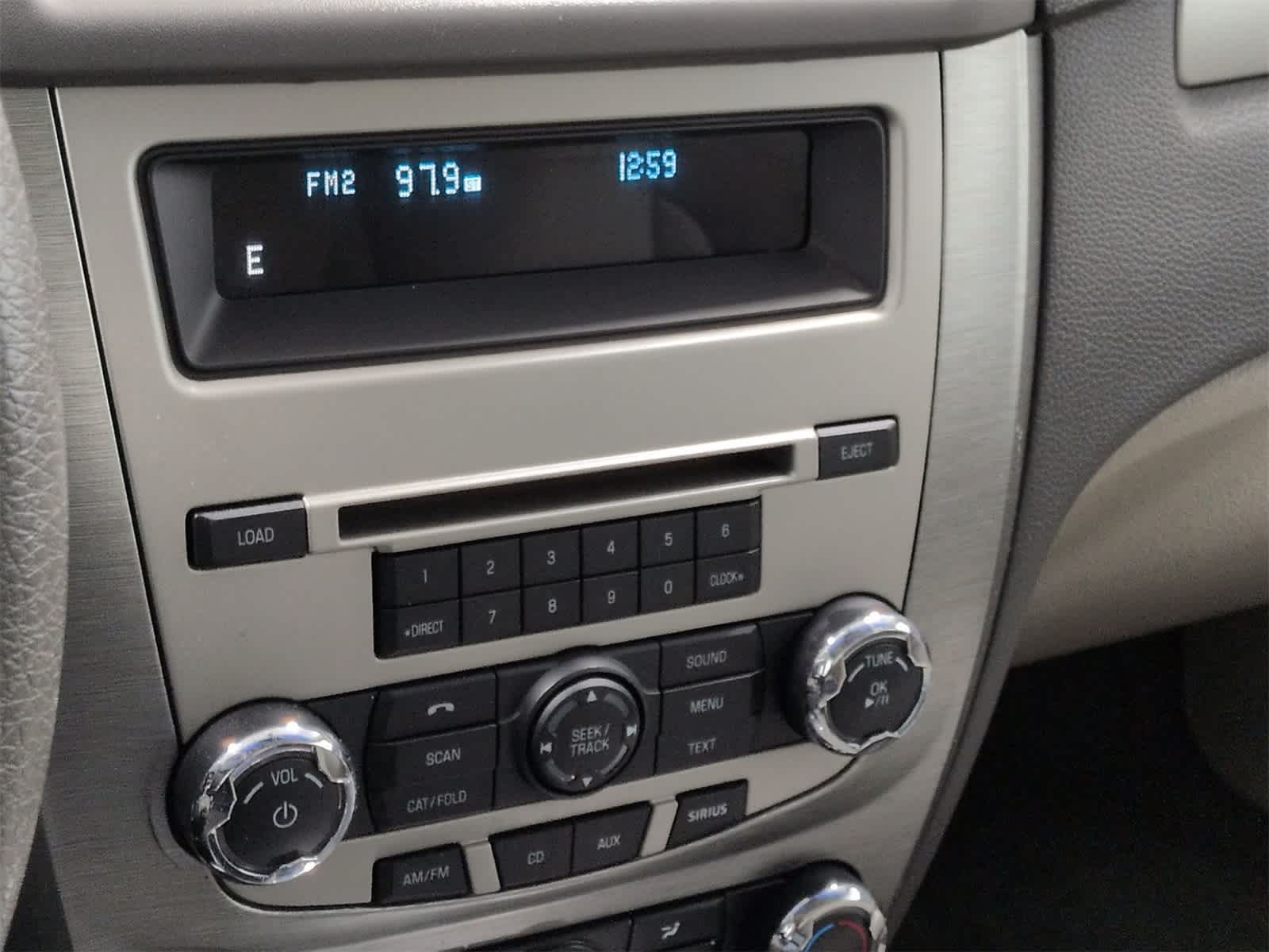 Thumbnail: 2012 Ford Fusion - 30