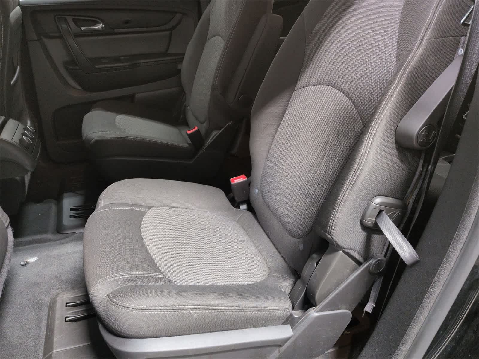 Thumbnail: 2017 Chevrolet Traverse - 20