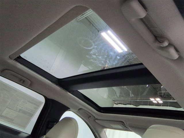 Thumbnail: 2026 Mazda CX-50 - 23