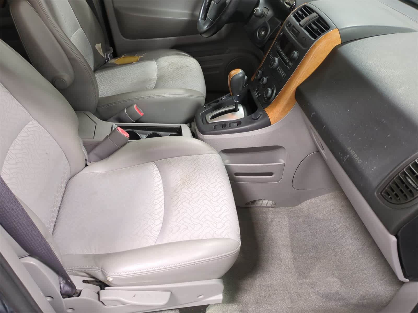 Thumbnail: 2006 Saturn VUE - 20