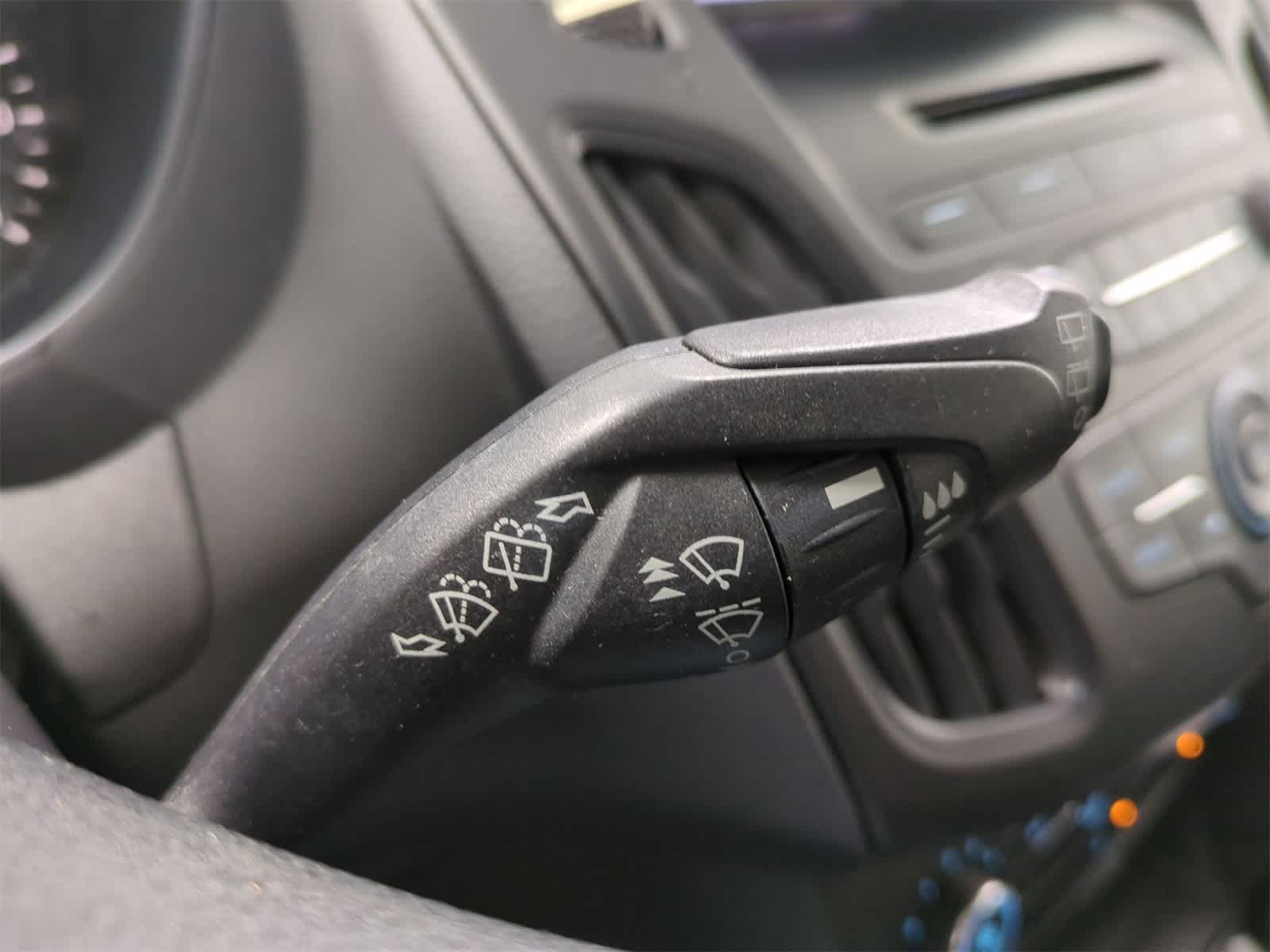 Thumbnail: 2016 Ford Focus - 28