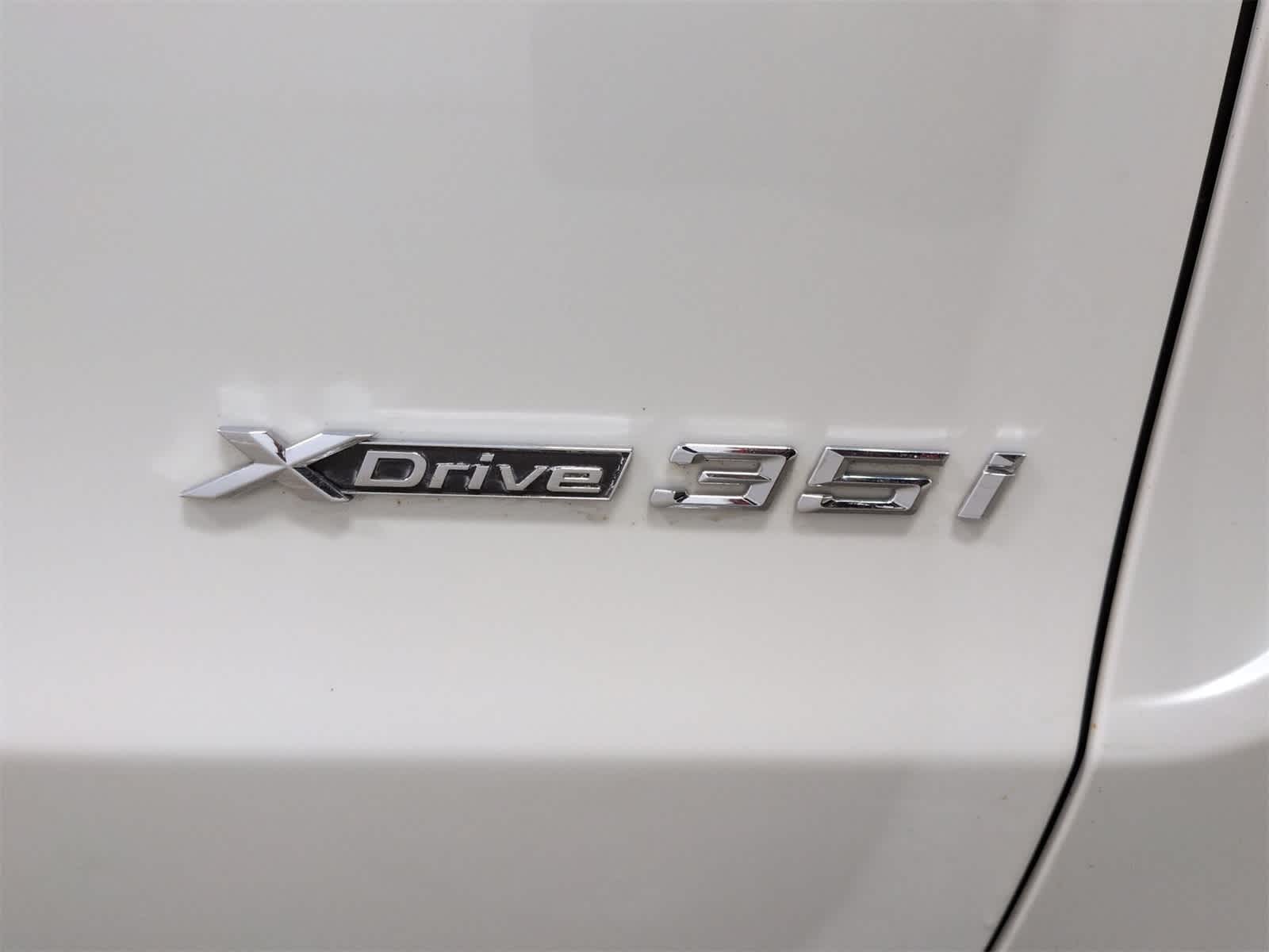 Thumbnail: 2016 BMW X5 - 12