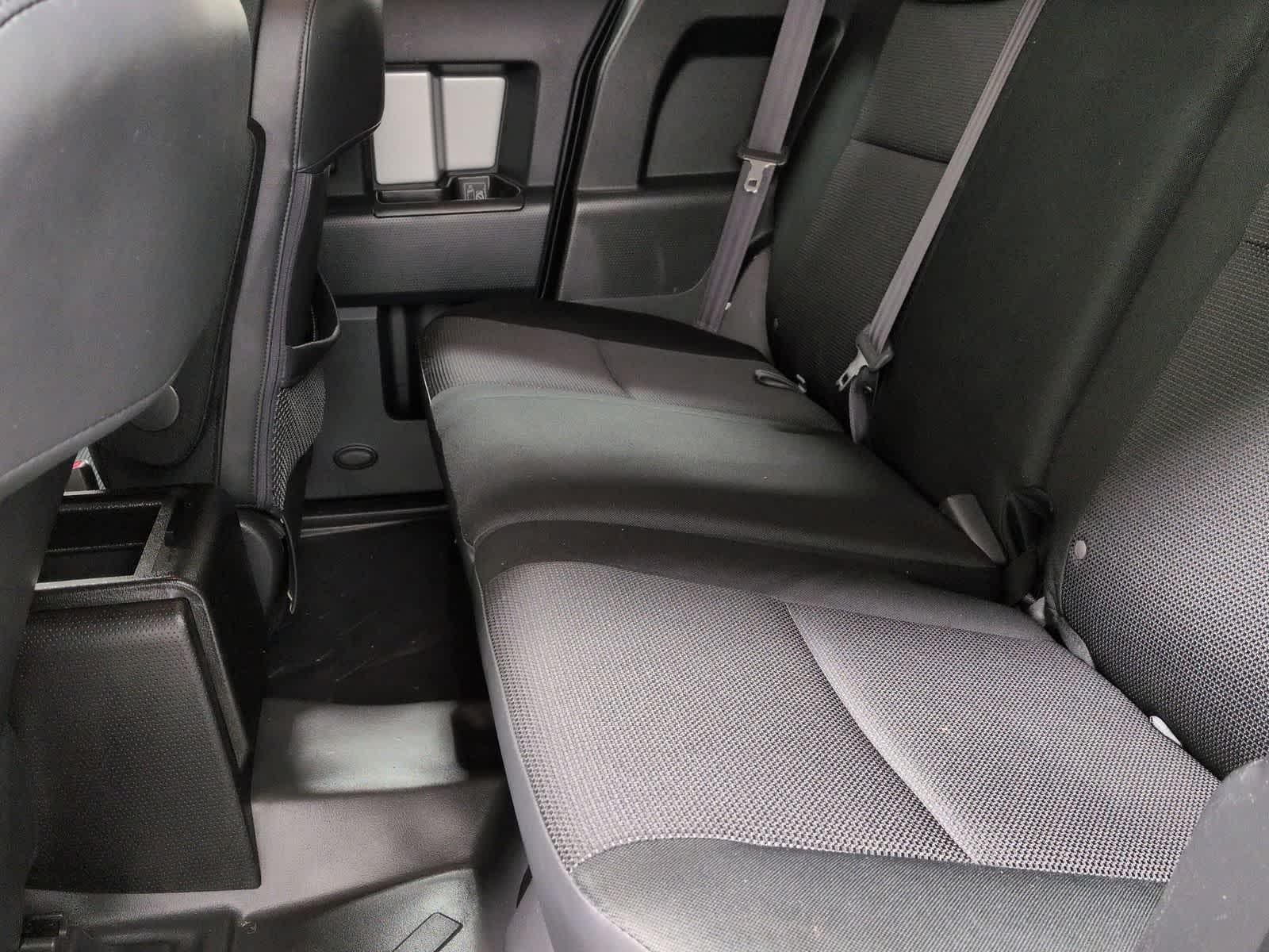 Thumbnail: 2008 Toyota FJ Cruiser - 19