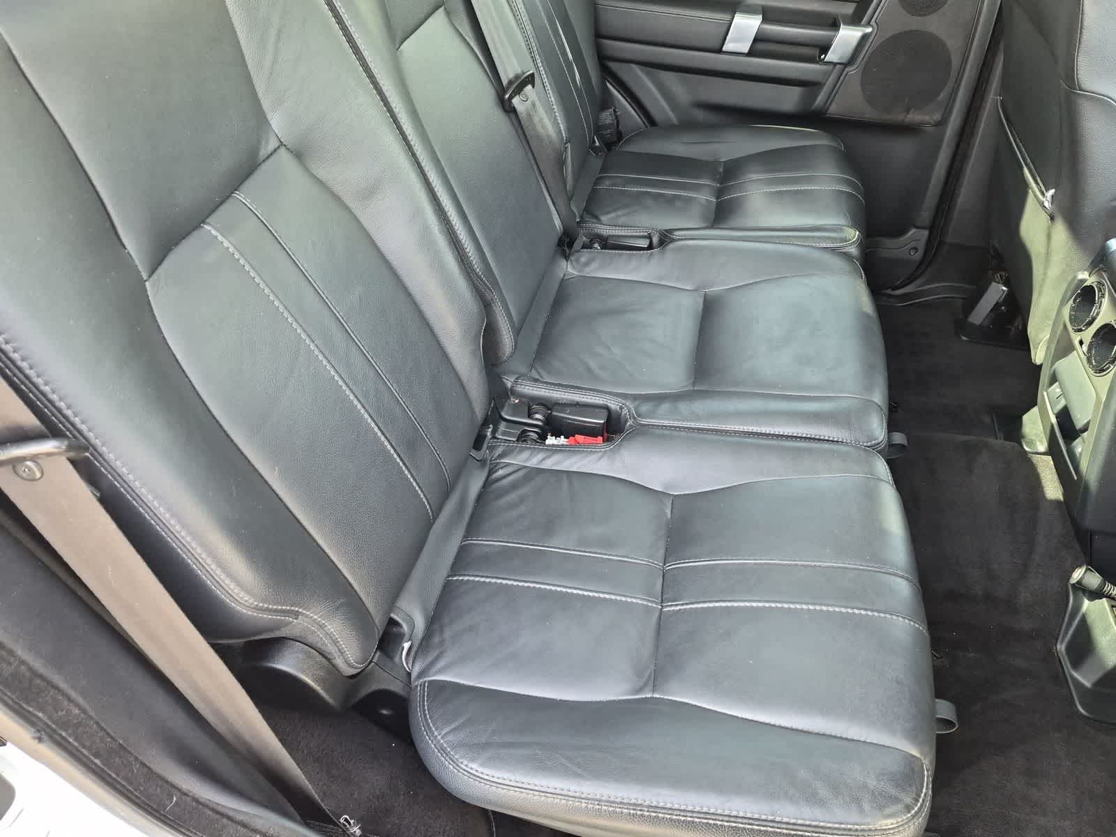 Thumbnail: 2016 Land Rover LR4 - 27