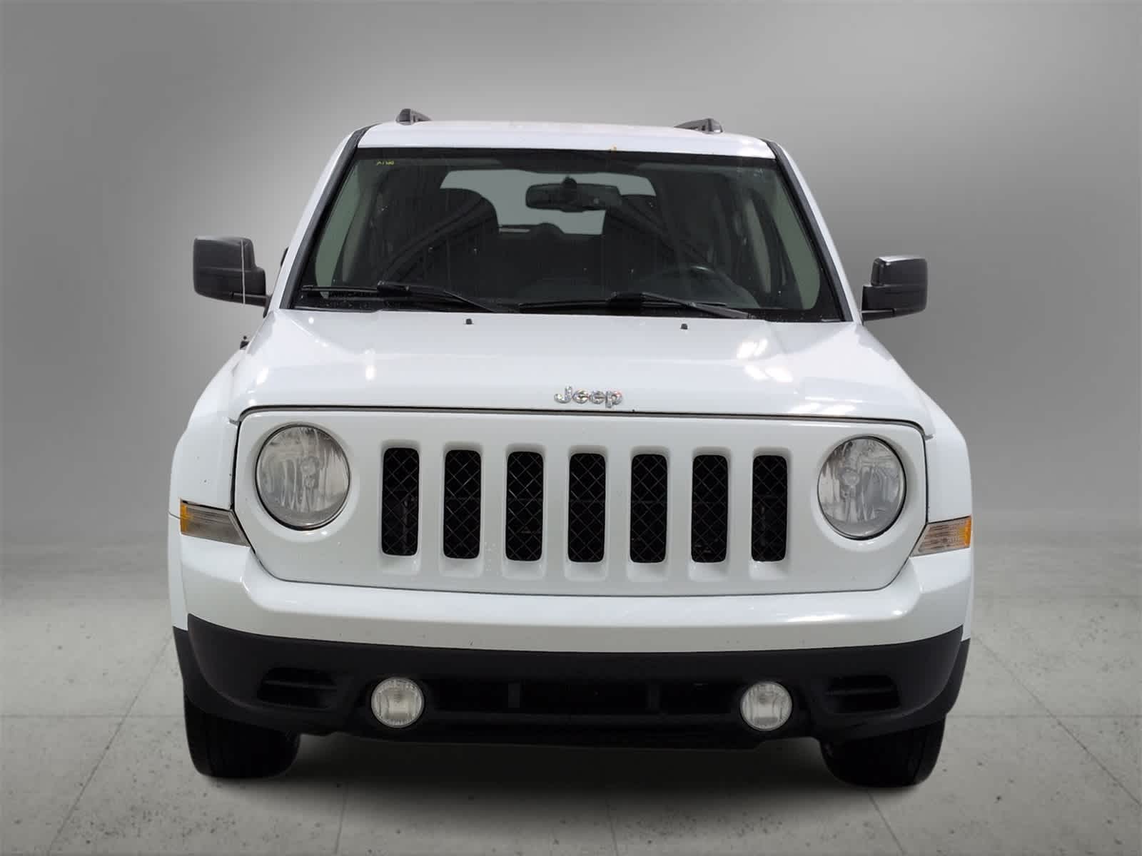 Thumbnail: 2014 Jeep Patriot - 3