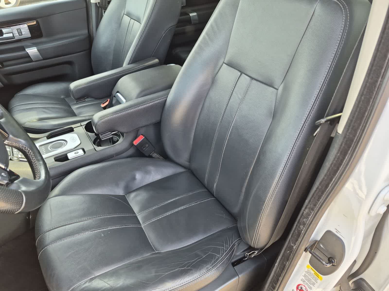Thumbnail: 2016 Land Rover LR4 - 23