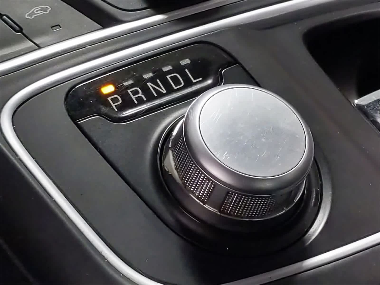 Thumbnail: 2015 Chrysler 200 - 32