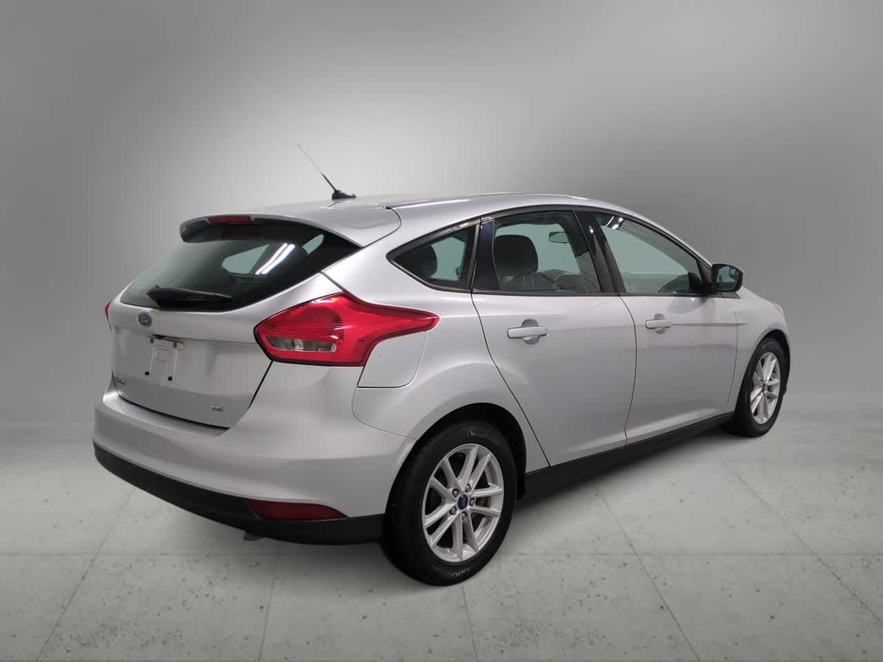 Thumbnail: 2018 Ford Focus - 8