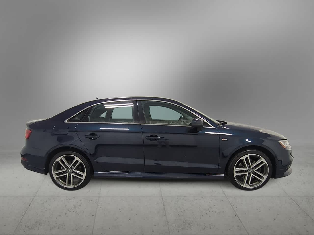 Thumbnail: 2017 Audi A3 - 9