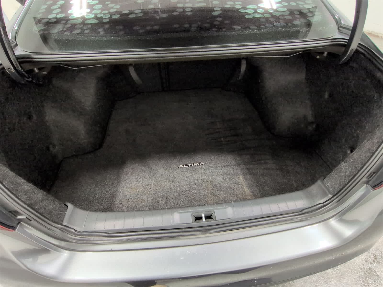 Thumbnail: 2018 Nissan Altima - 35