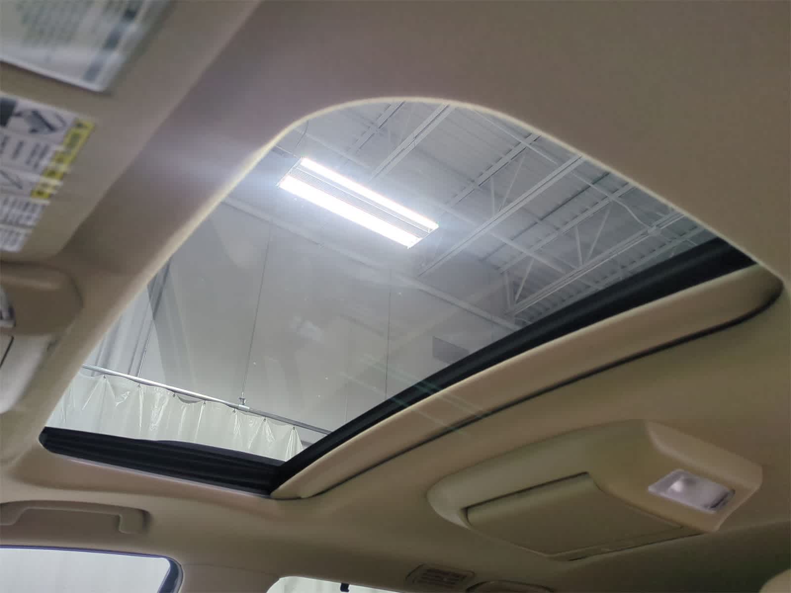 Thumbnail: 2013 Toyota Sequoia - 20
