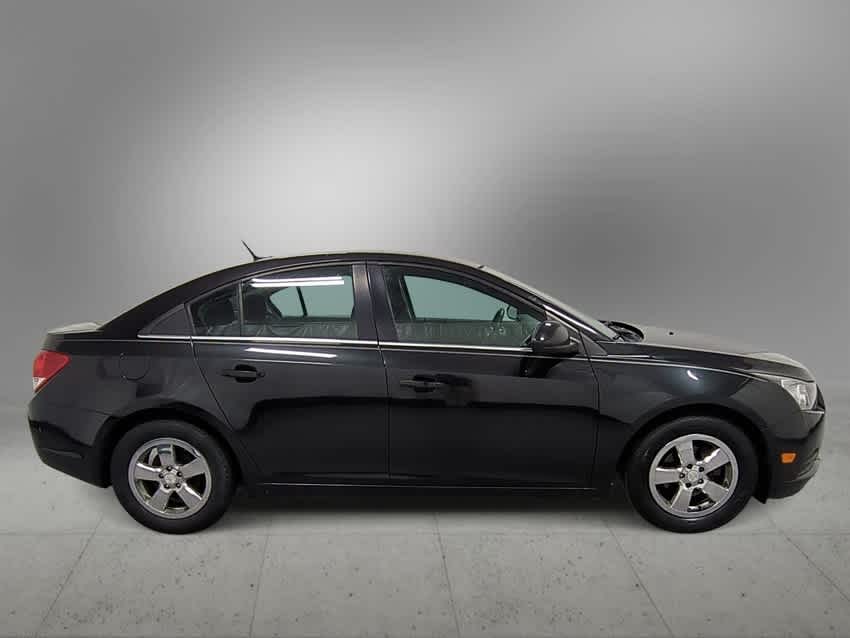 Thumbnail: 2014 Chevrolet Cruze - 9