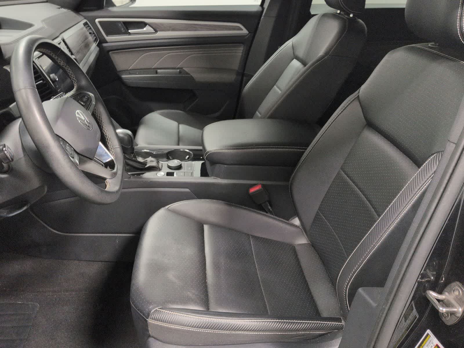 Thumbnail: 2023 Volkswagen Atlas - 17