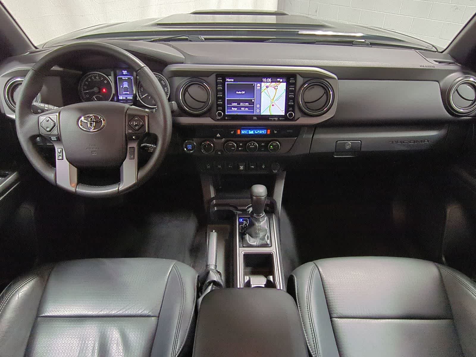 Thumbnail: 2022 Toyota Tacoma - 15