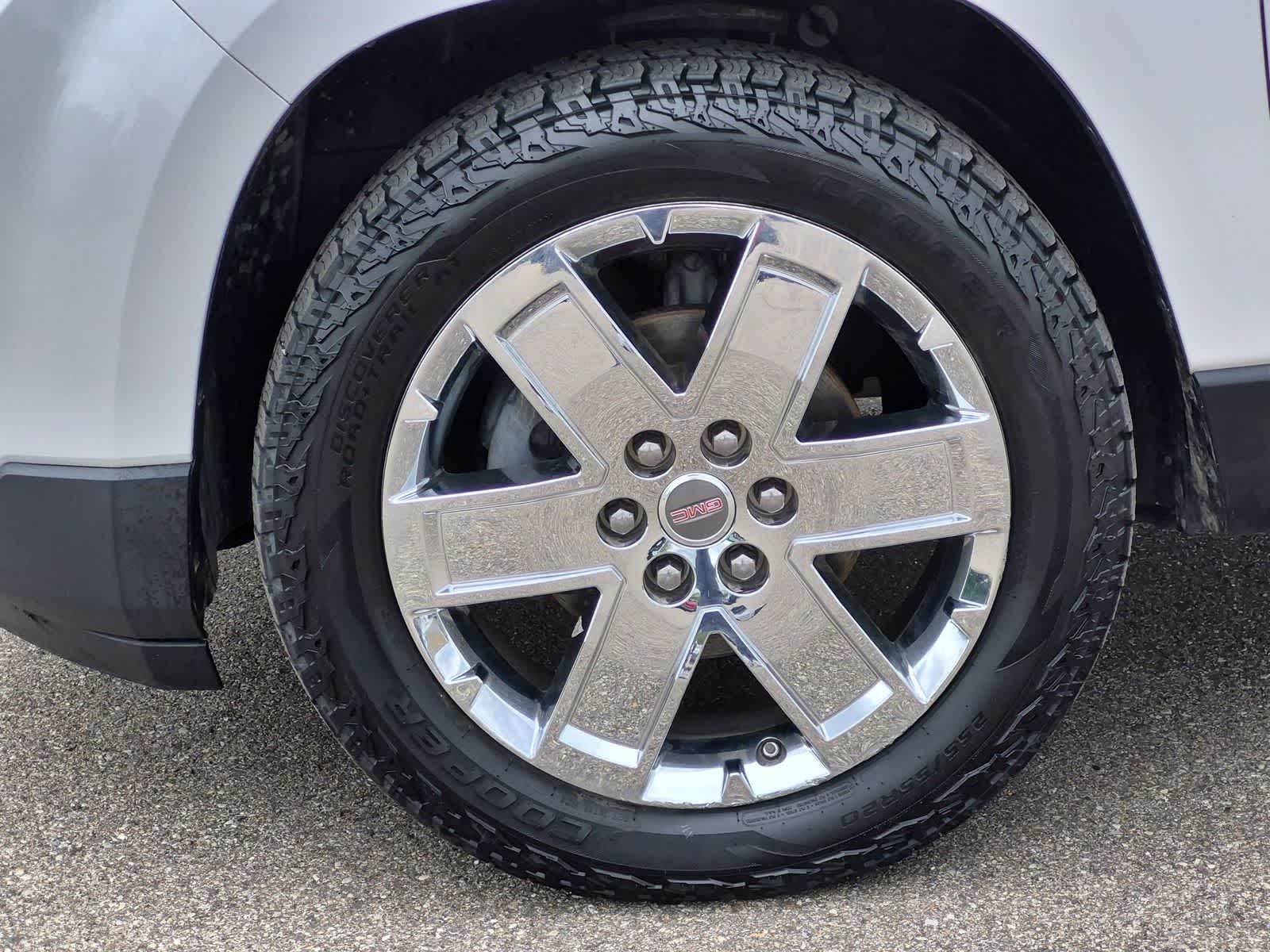 Thumbnail: 2017 GMC Acadia - 21