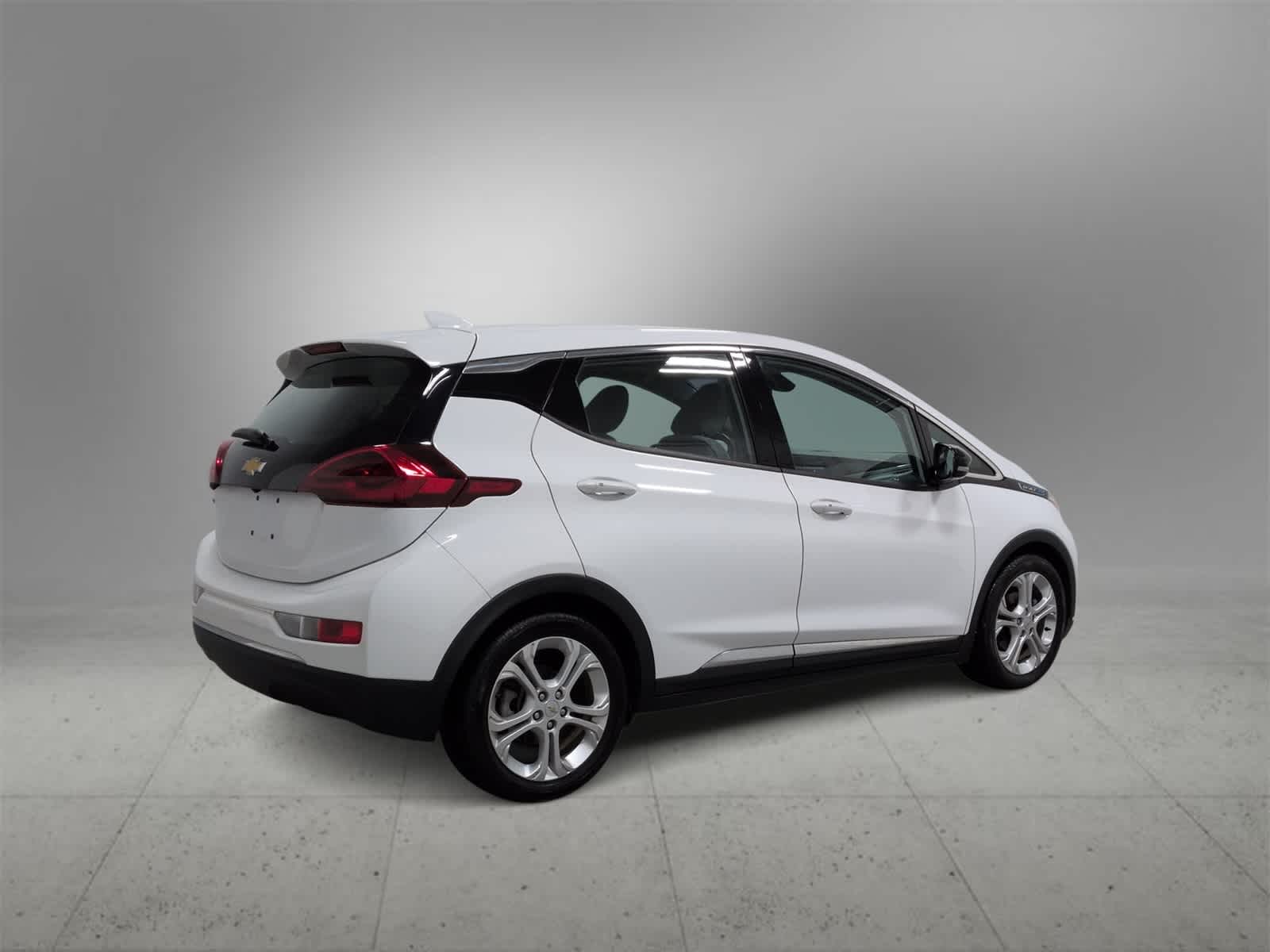 Thumbnail: 2017 Chevrolet Bolt EV - 8