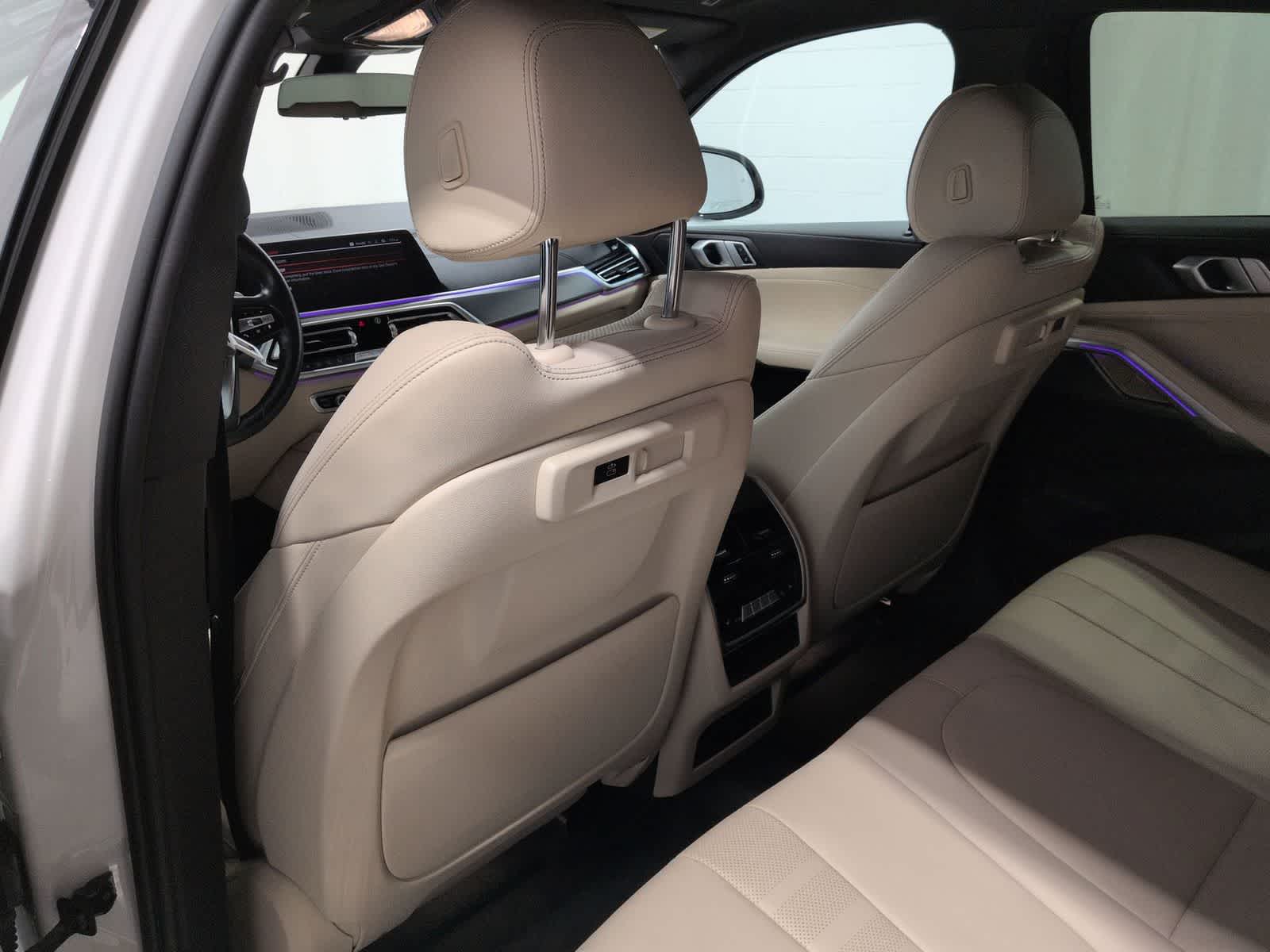 Thumbnail: 2022 BMW X6 - 19