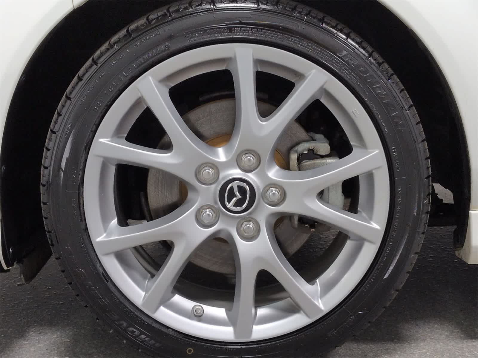 Thumbnail: 2013 Mazda MX-5 Miata - 15