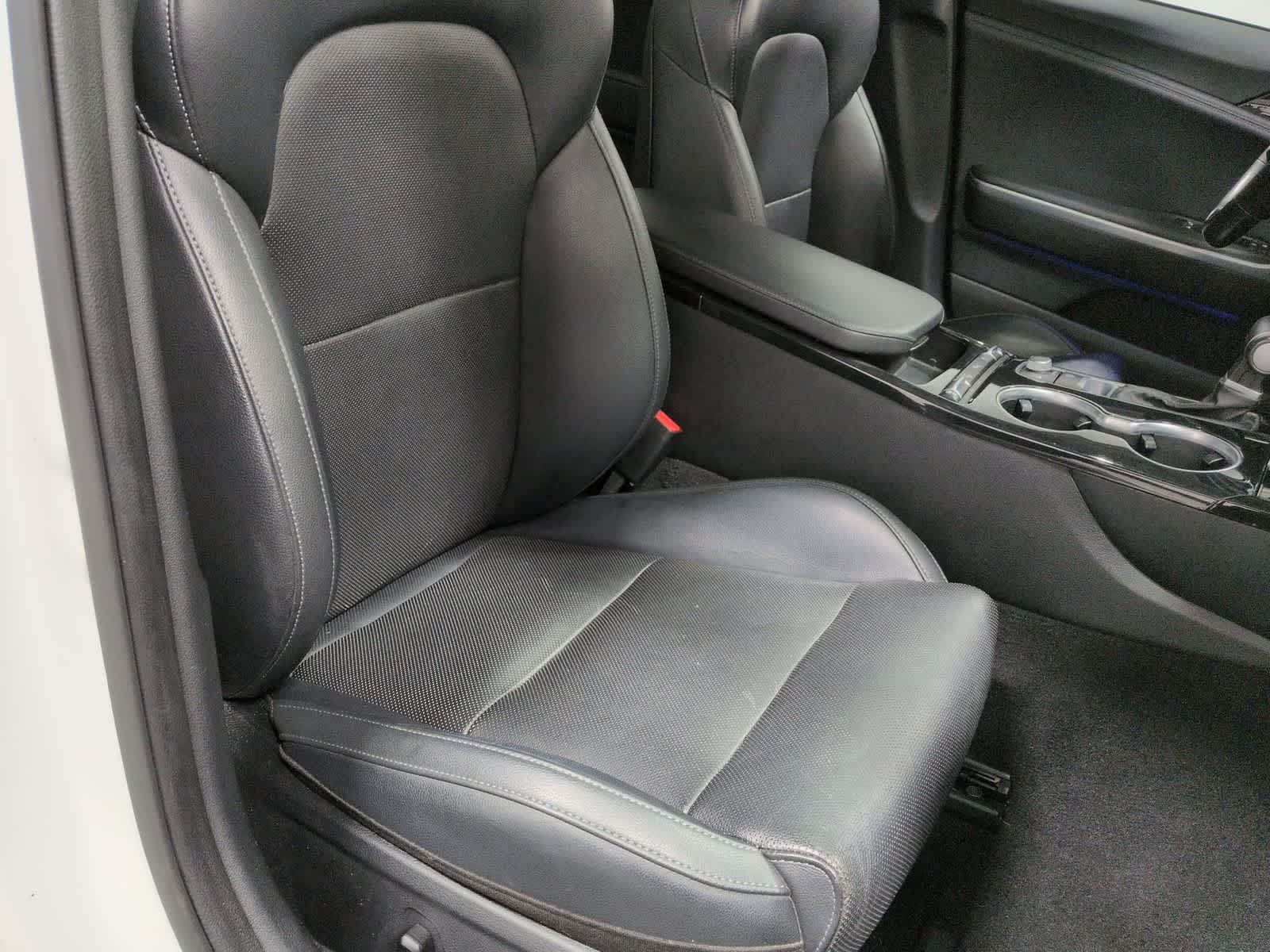 Thumbnail: 2019 Kia Stinger - 24