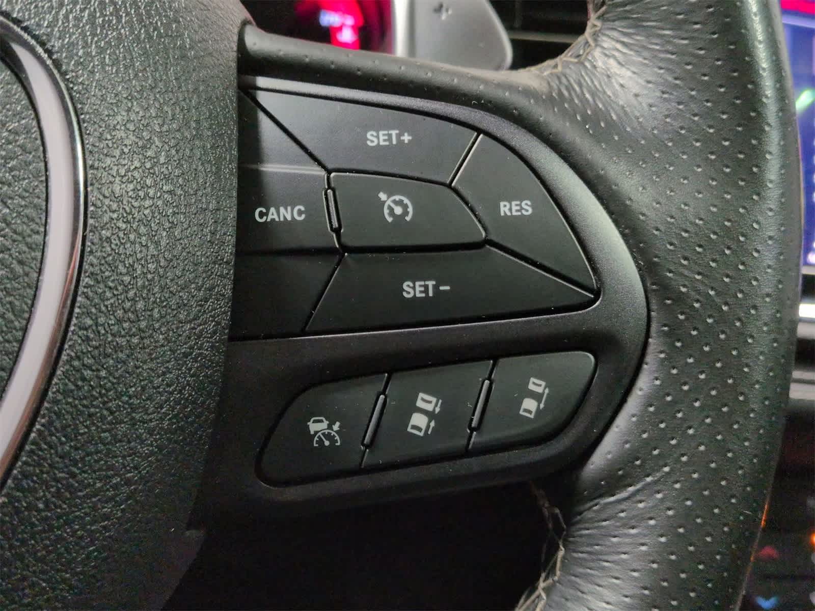 Thumbnail: 2021 Dodge Durango - 26
