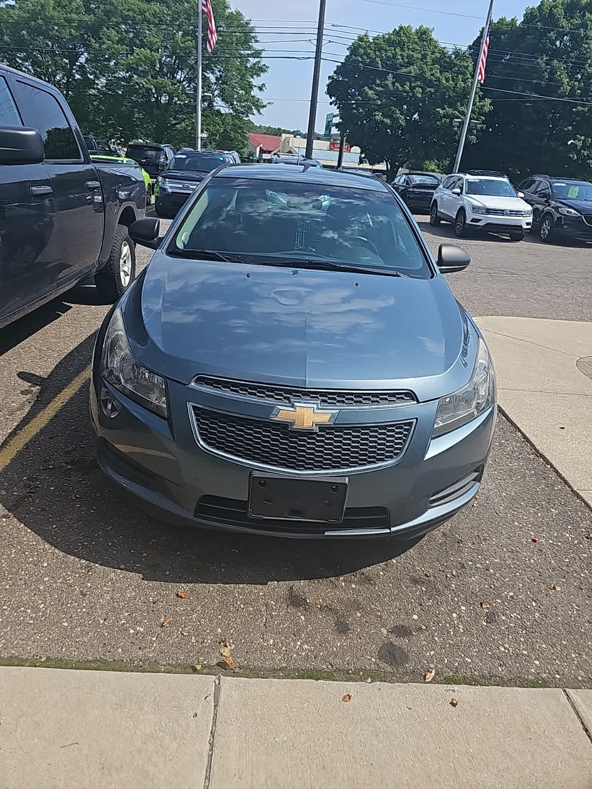 Thumbnail: 2012 Chevrolet Cruze - 2