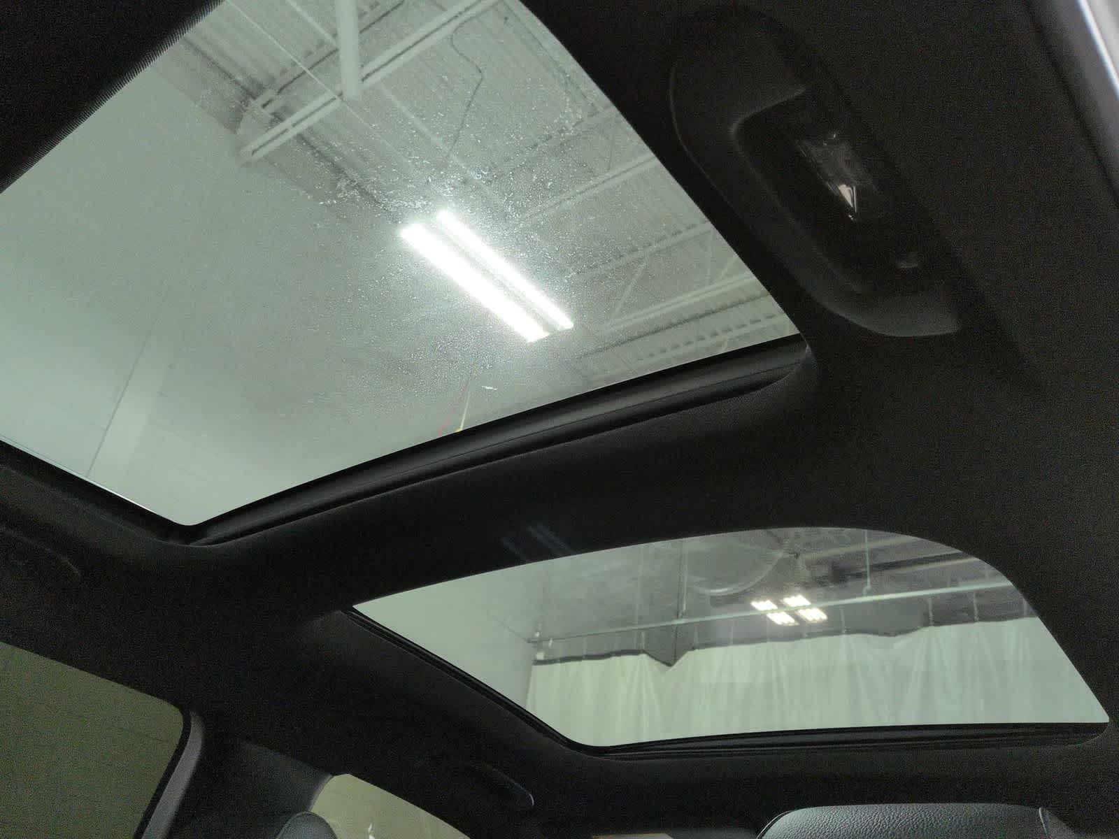 Thumbnail: 2022 Mercedes-Benz GLB - 23