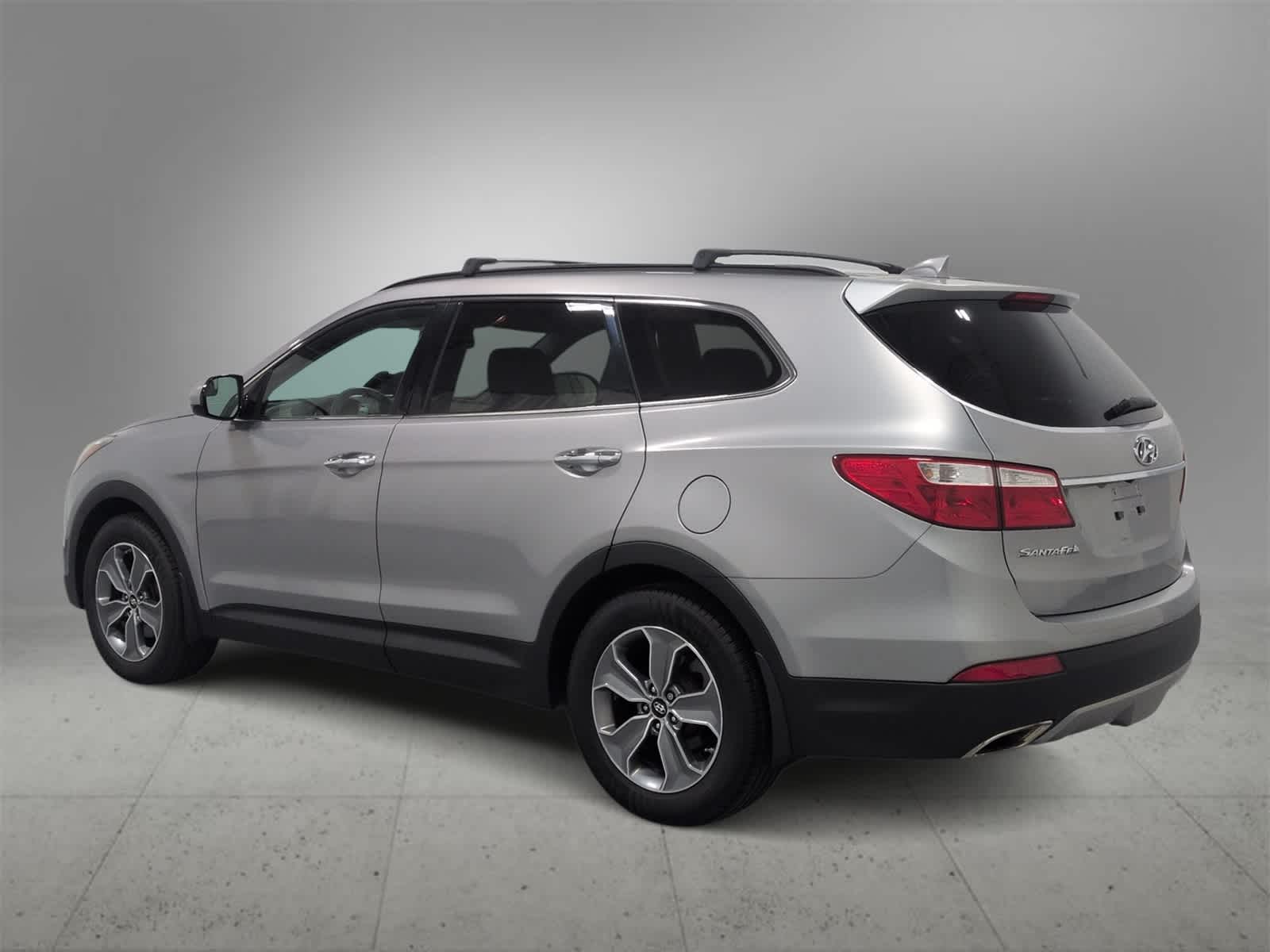 Thumbnail: 2015 Hyundai Santa Fe - 6