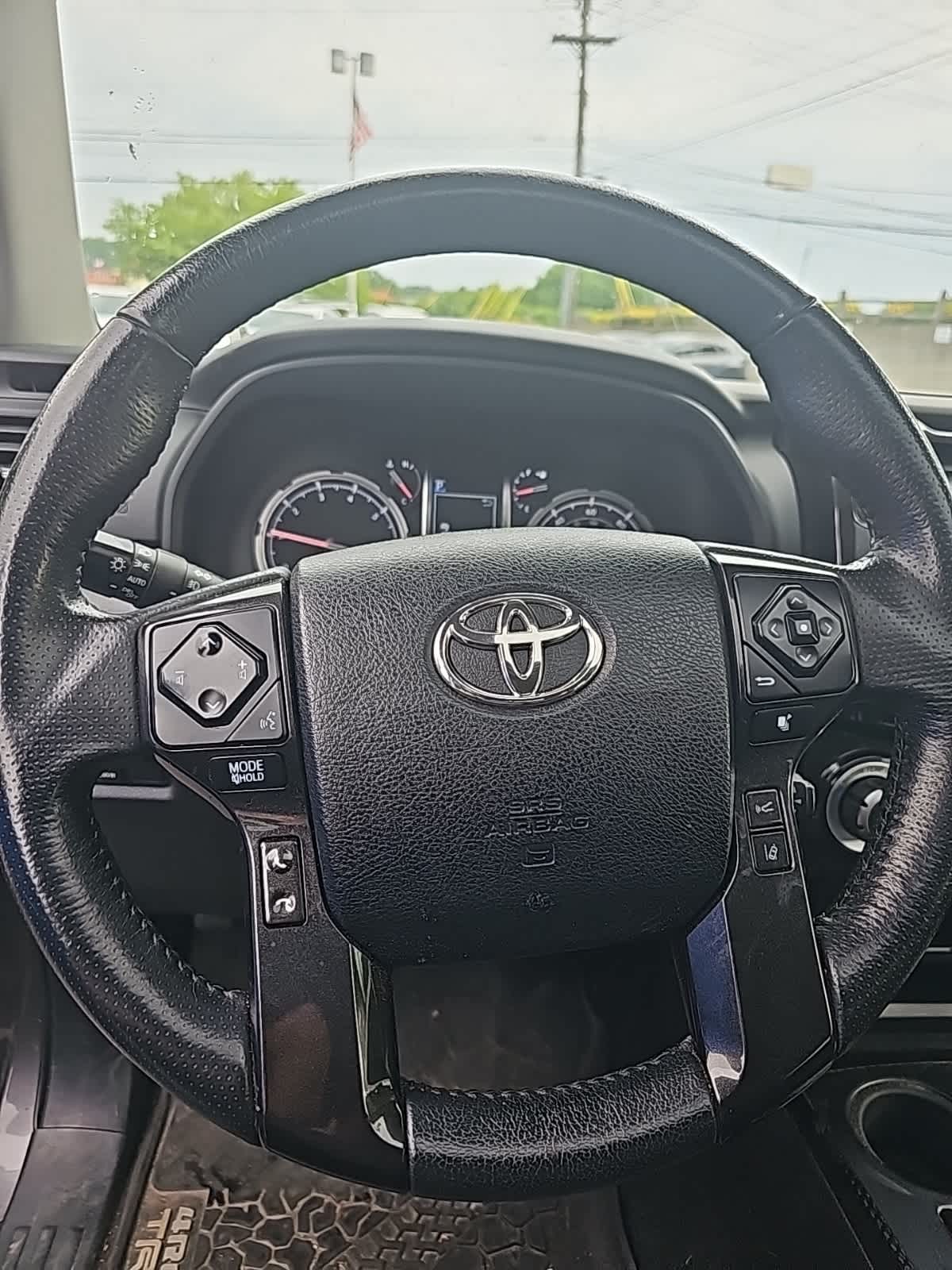 Thumbnail: 2020 Toyota 4Runner - 11