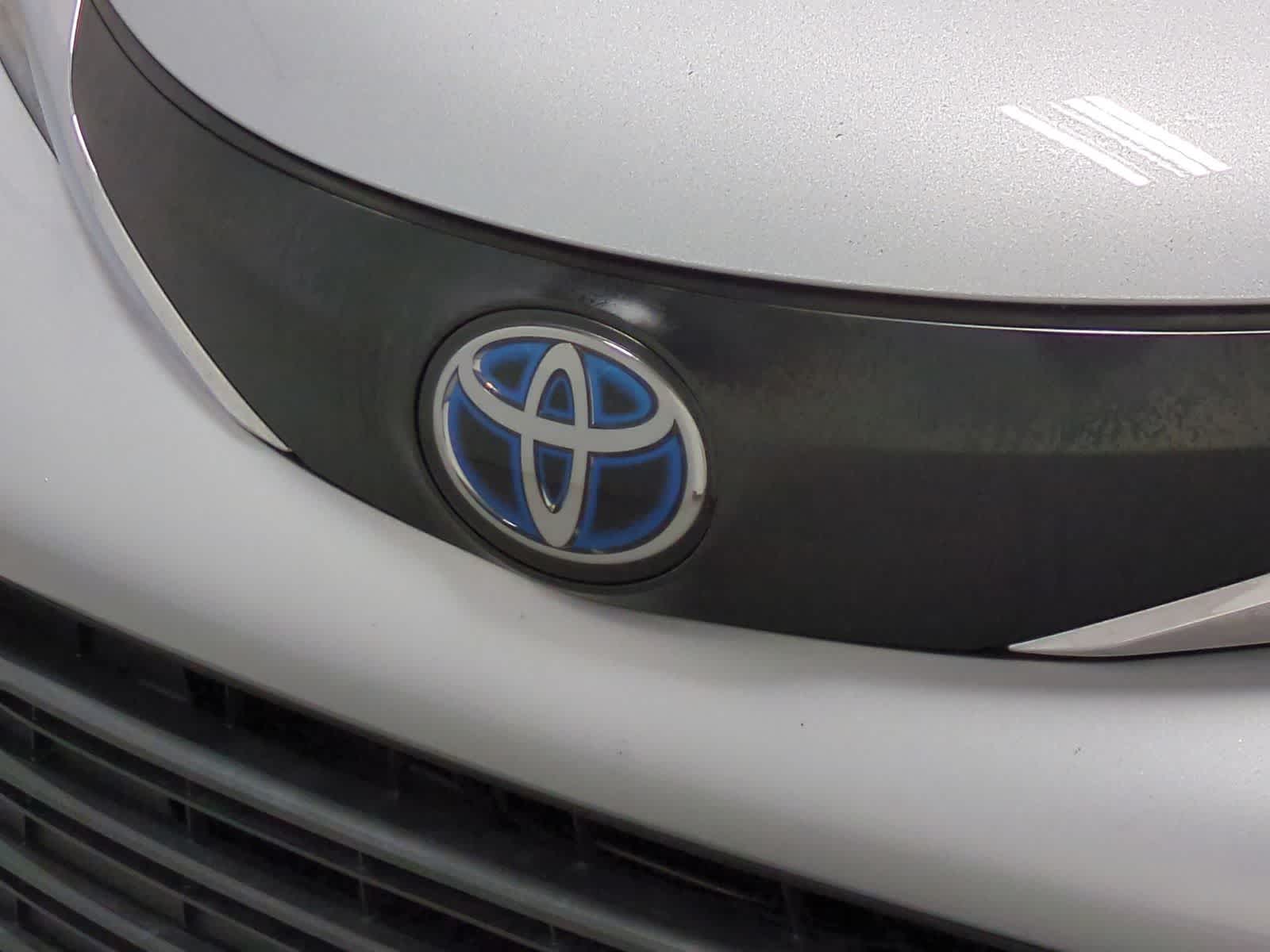 Thumbnail: 2021 Toyota Sienna - 19