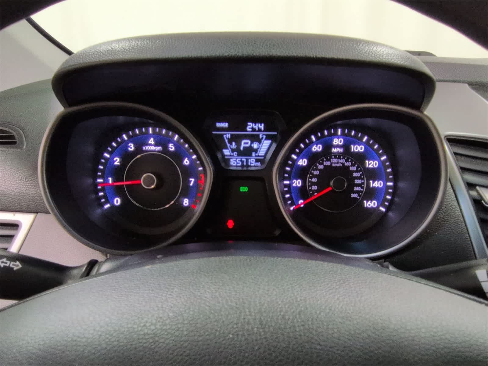 Thumbnail: 2014 Hyundai Elantra - 31