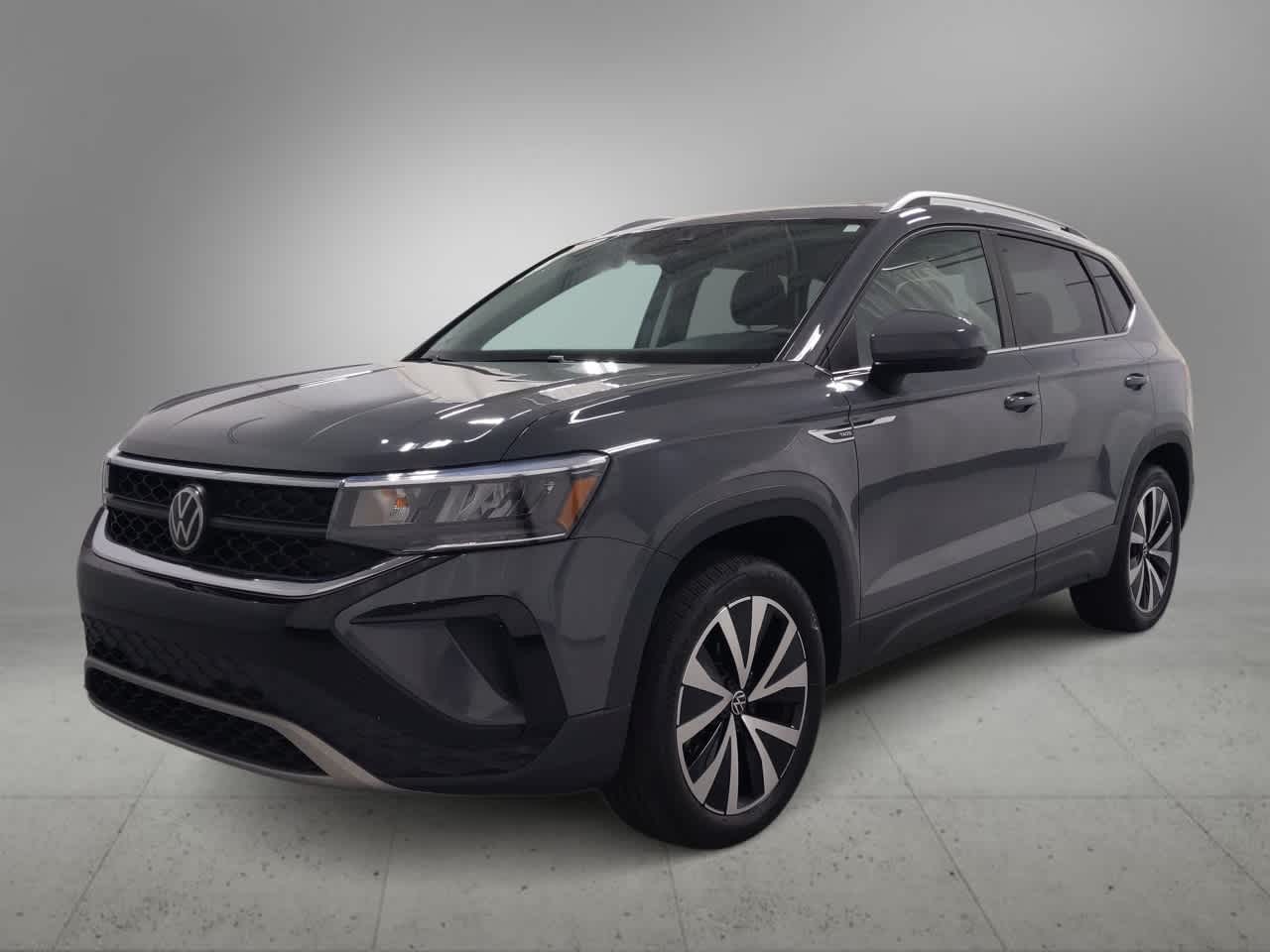 Thumbnail: 2022 Volkswagen Taos - 4