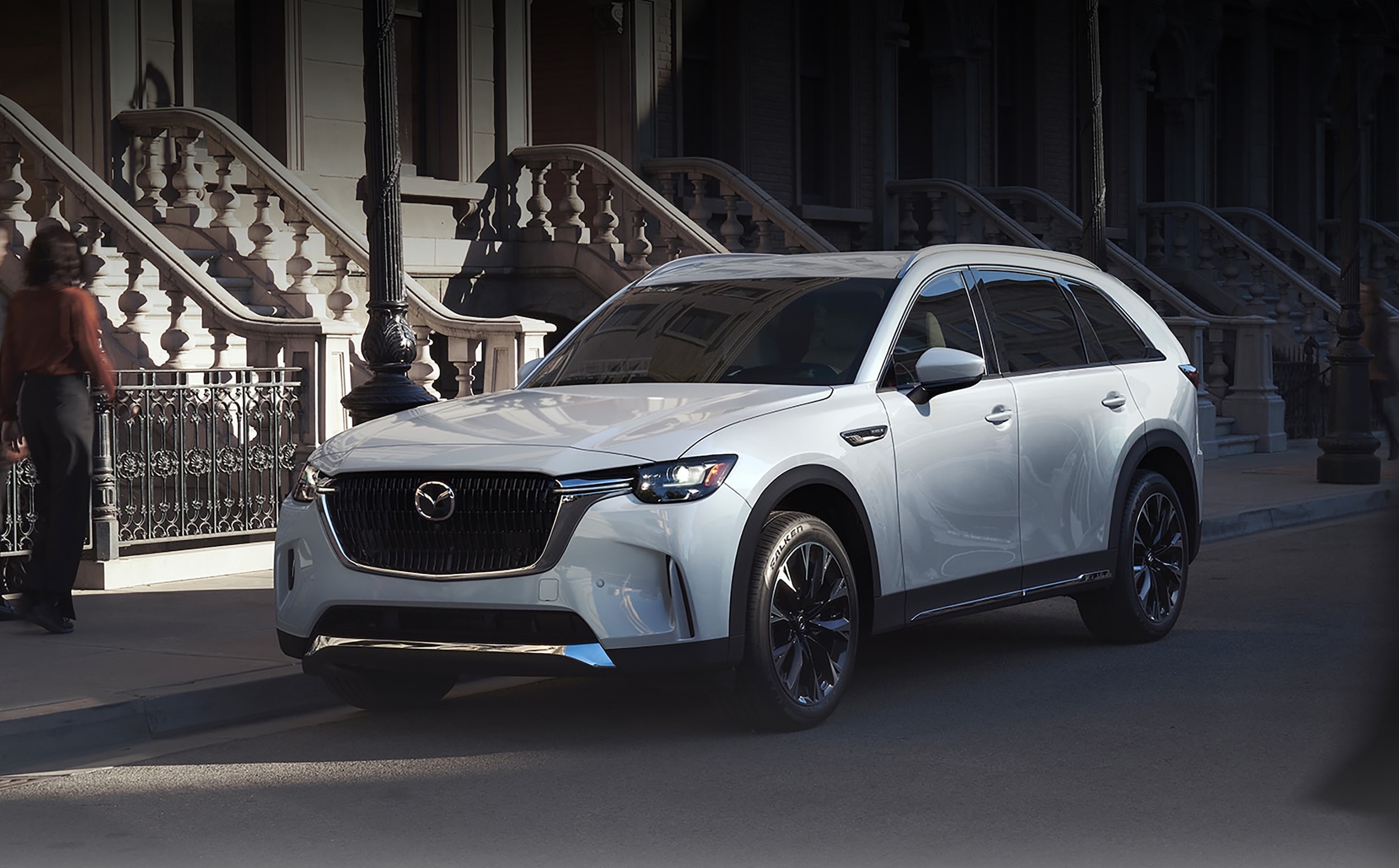 CX-90 PHEVs commanding presence