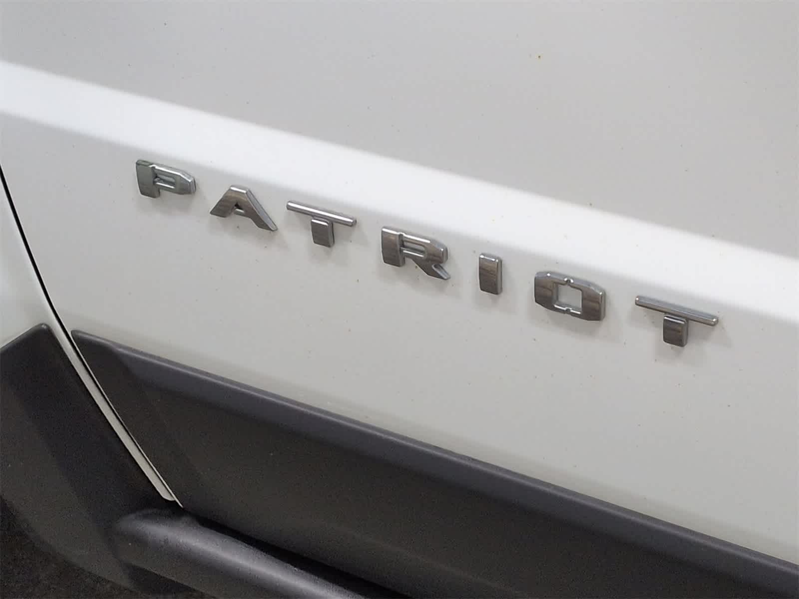 Thumbnail: 2016 Jeep Patriot - 13