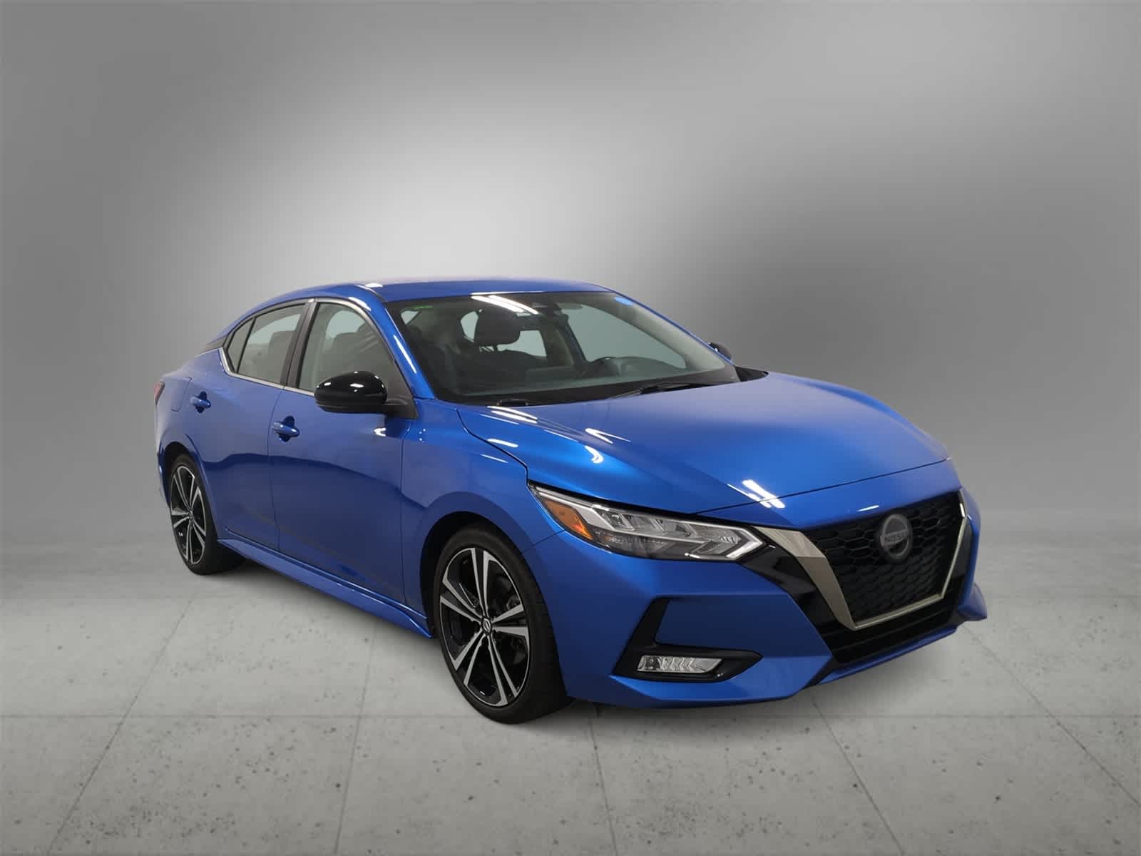 2023 Nissan Sentra SR photo 2