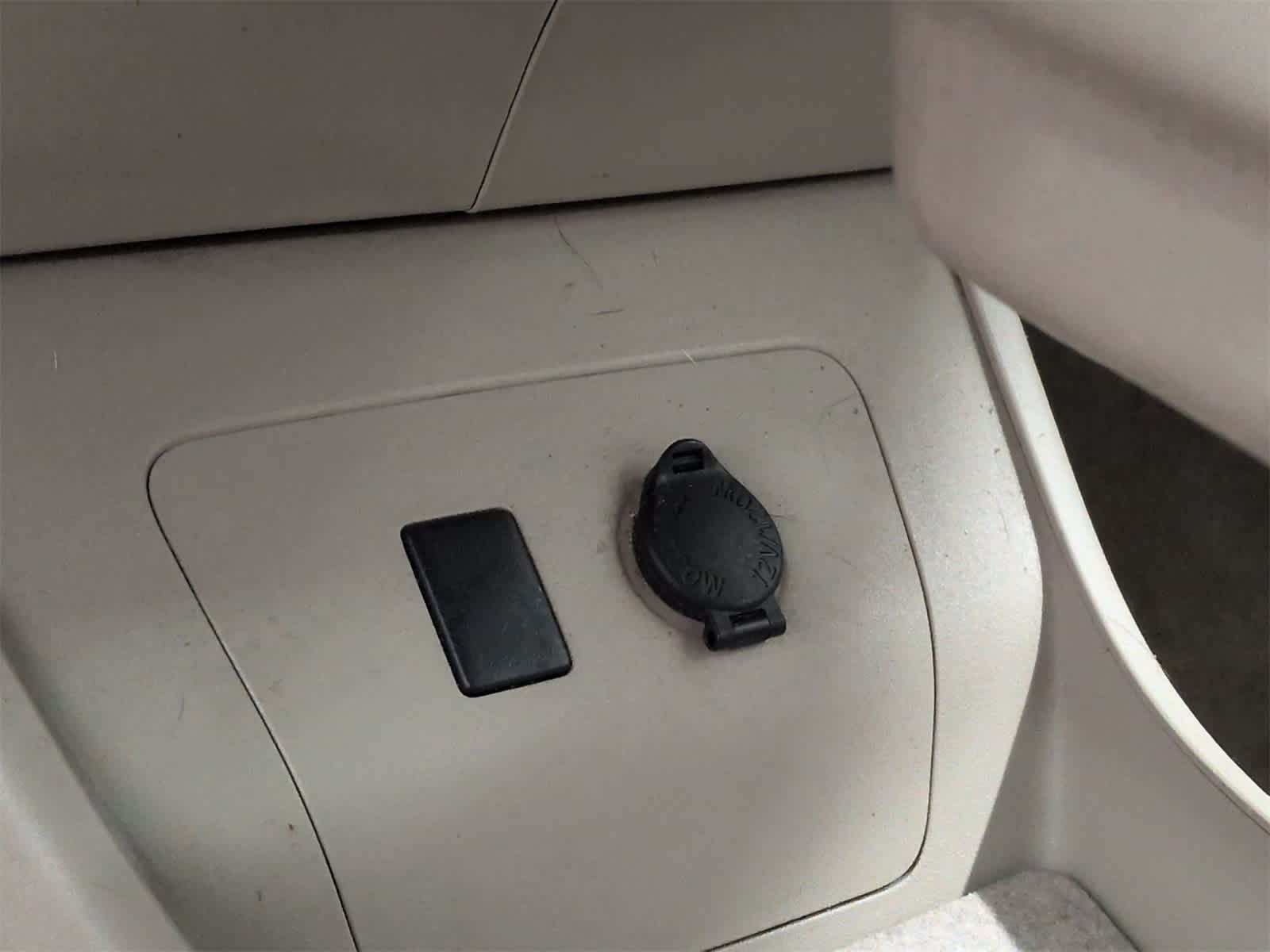 Thumbnail: 2011 Toyota Prius - 30