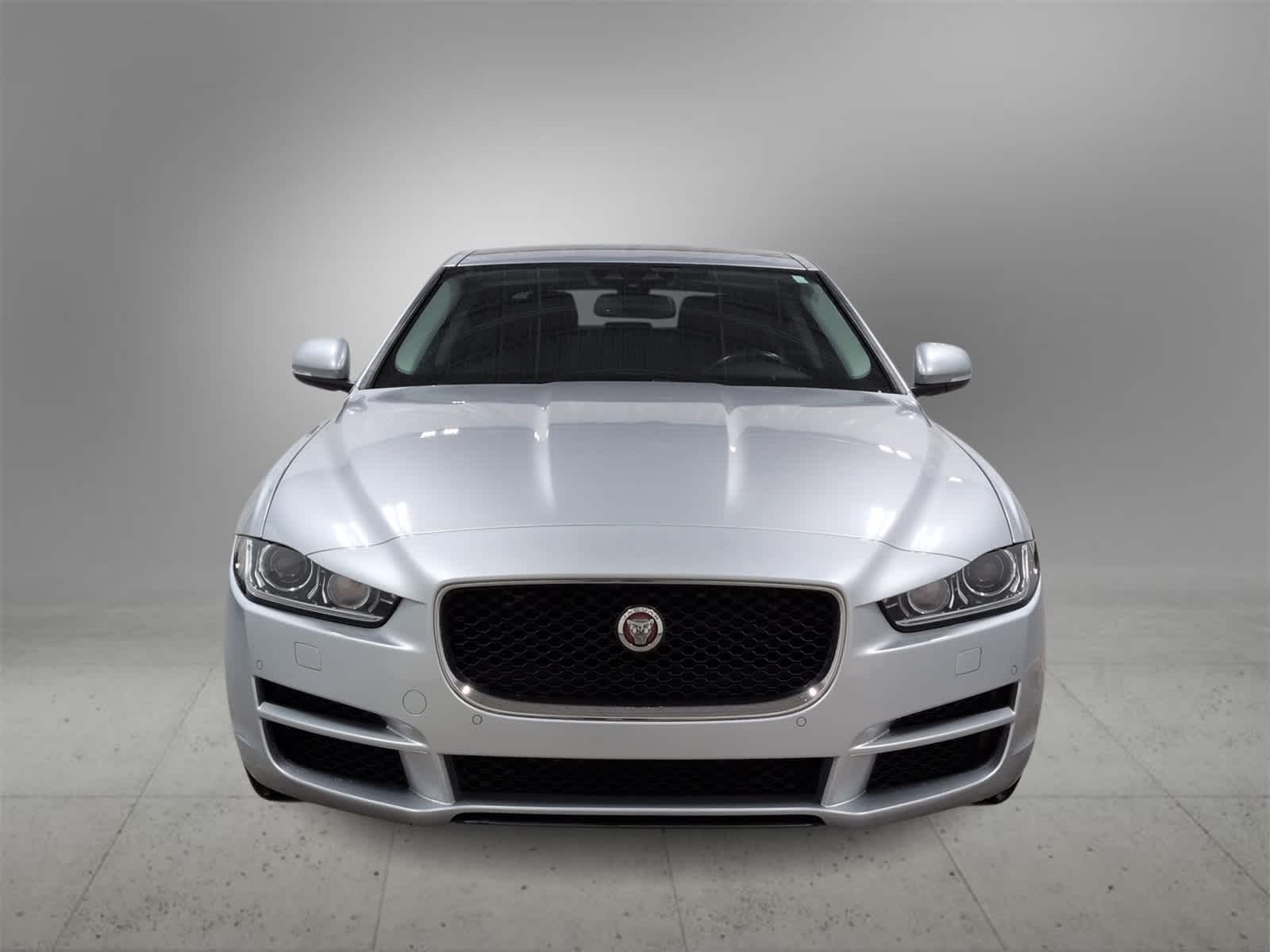 Thumbnail: 2018 Jaguar XE - 3