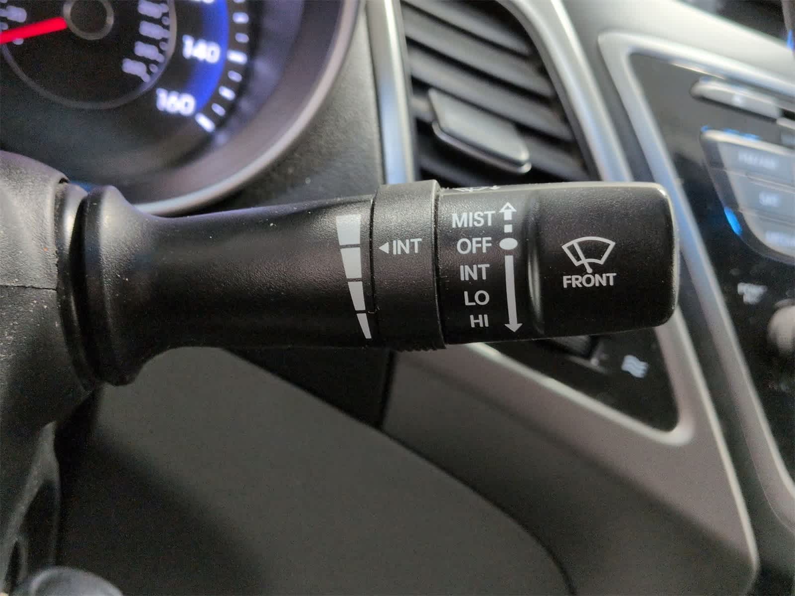 Thumbnail: 2014 Hyundai Elantra - 26