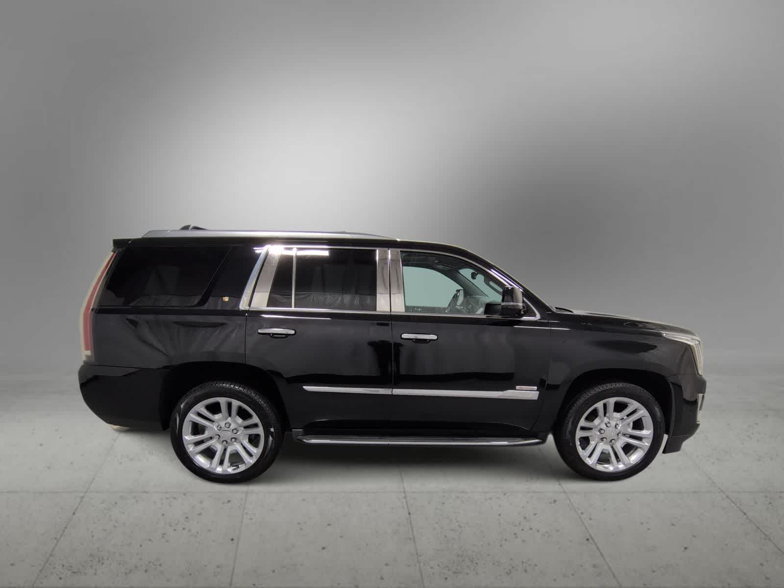 Thumbnail: 2017 Cadillac Escalade - 8