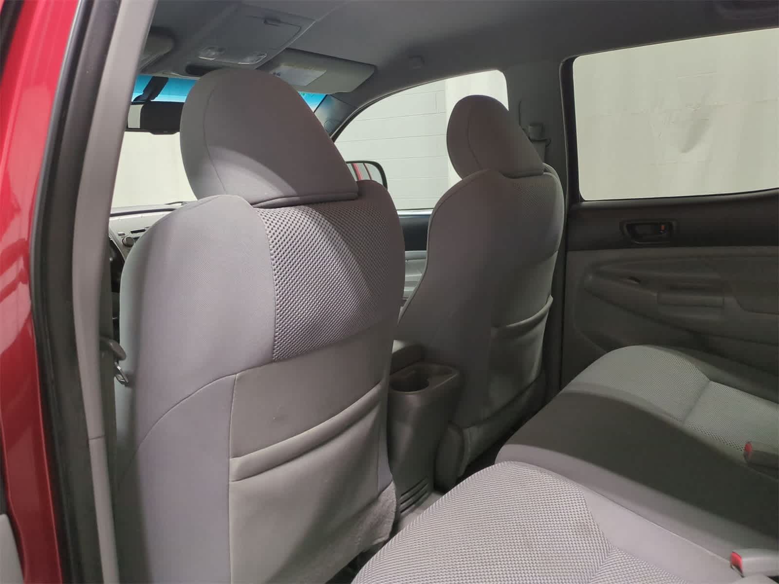 Thumbnail: 2011 Toyota Tacoma - 18