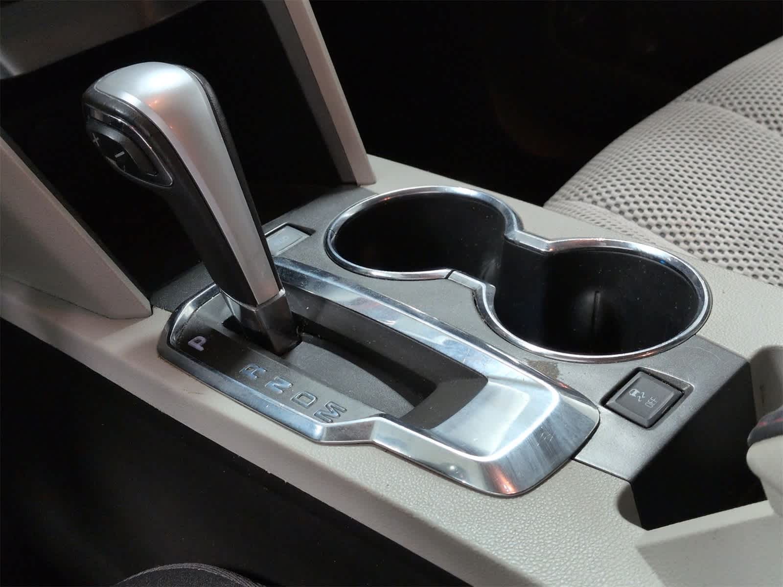 Thumbnail: 2015 Chevrolet Equinox - 32