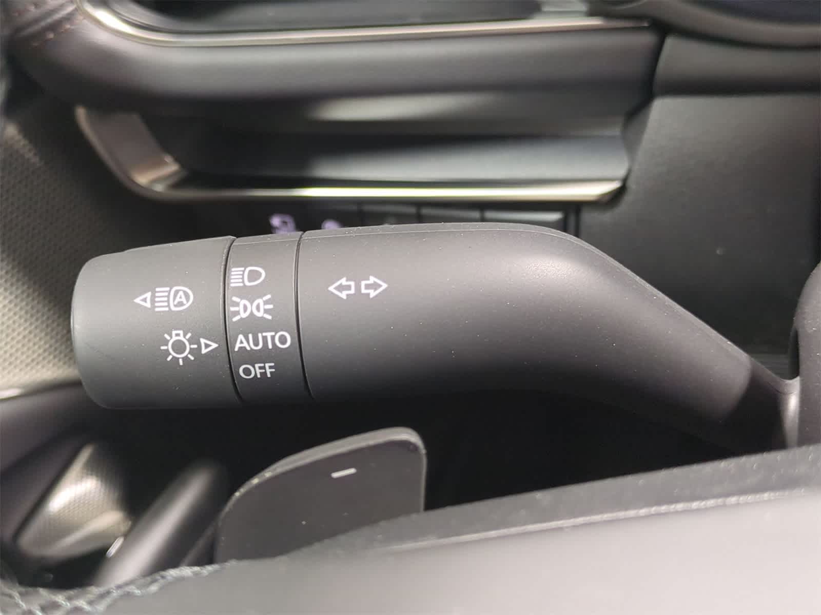 Thumbnail: 2025 Mazda Mazda3 - 29